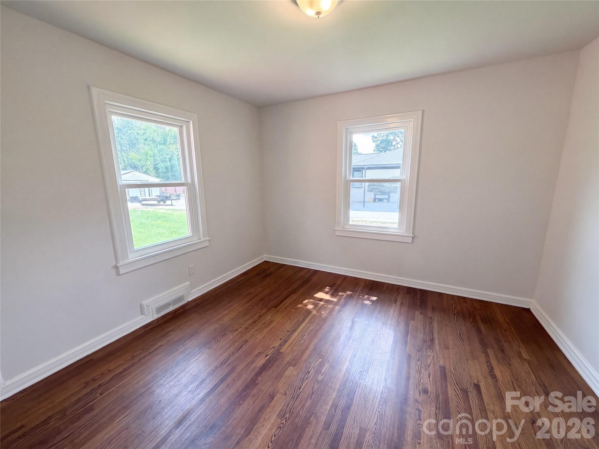 1006 Peachtree Road — Charlotte