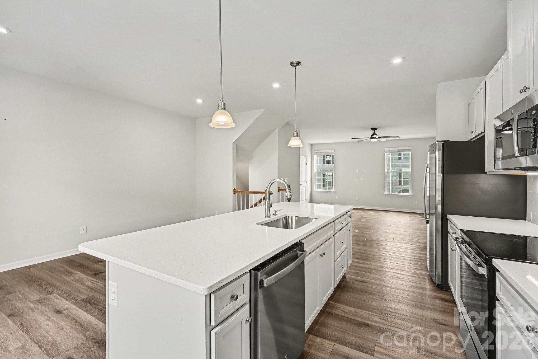 2405 Autumn Olive Lane — Matthews