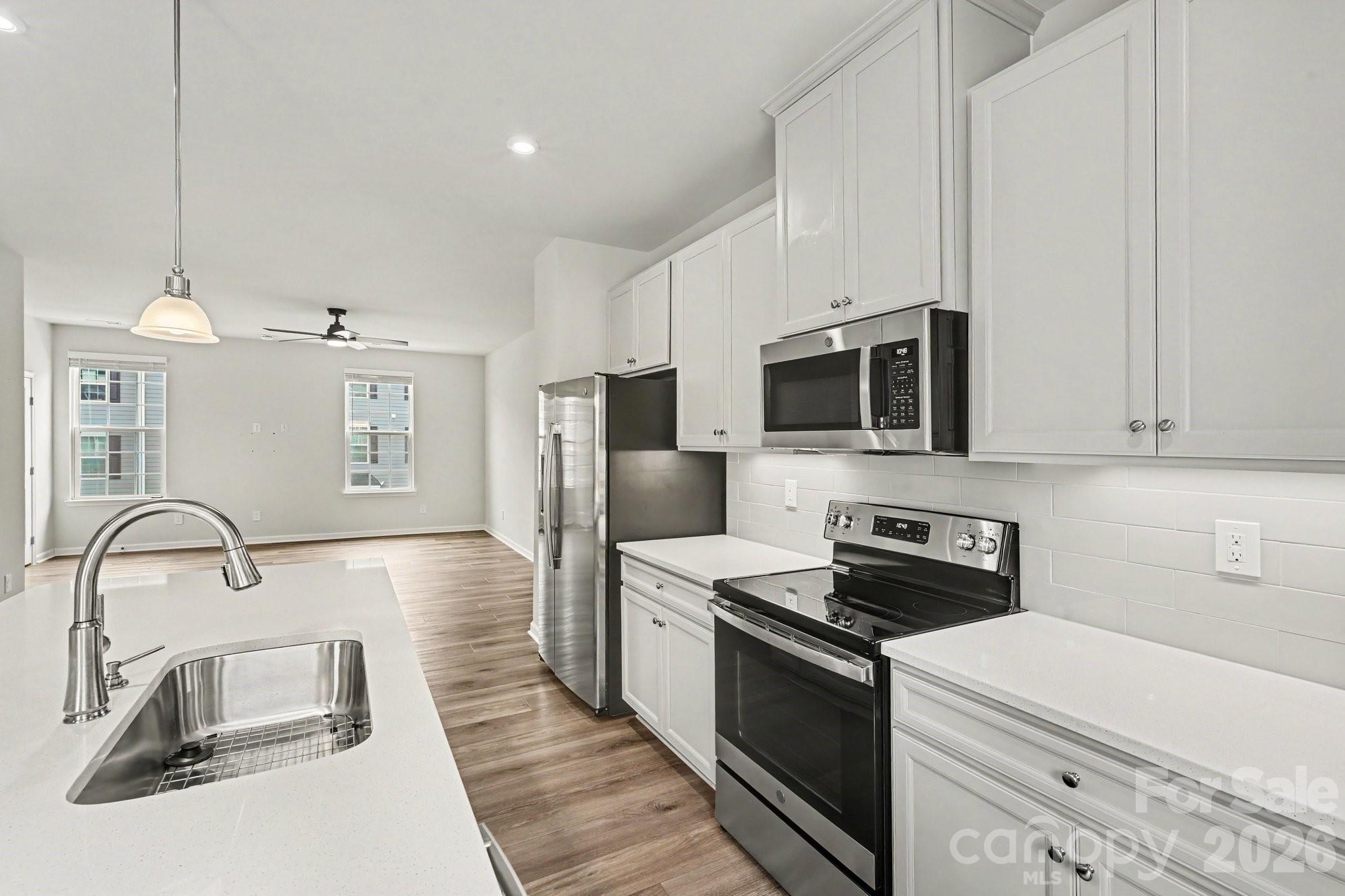 2405 Autumn Olive Lane — Matthews