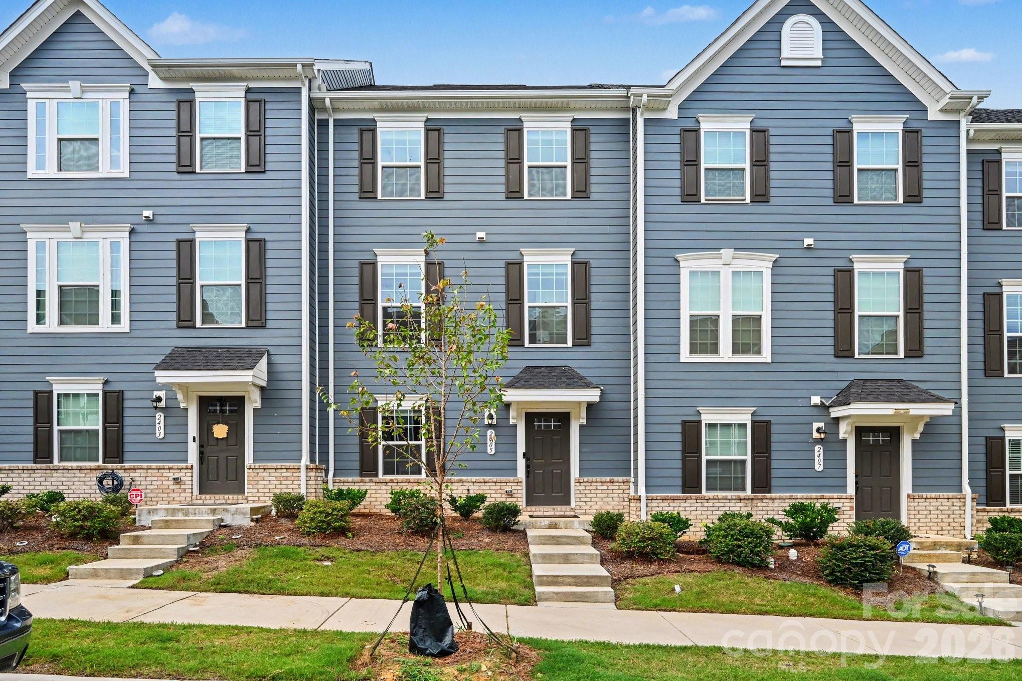 2405 Autumn Olive Lane — Matthews