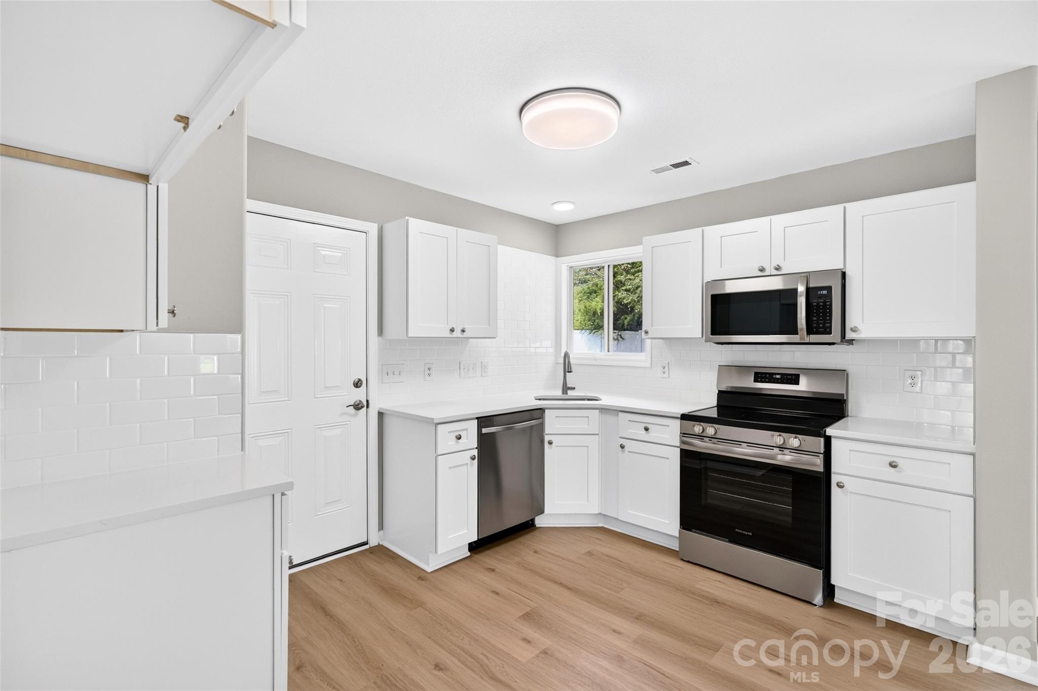 3808 Nuthatch Drive — Indian Trail