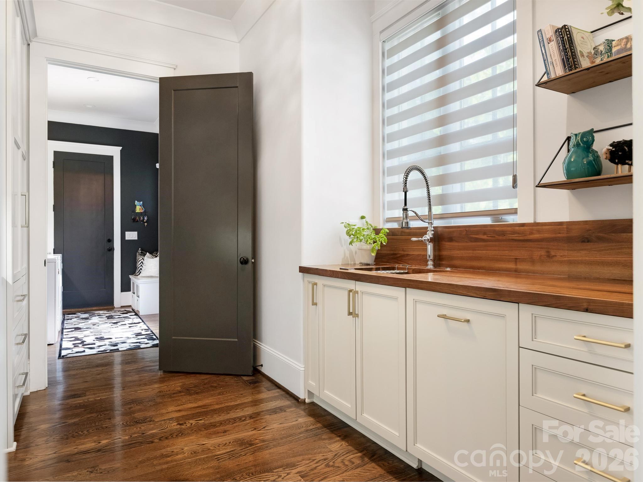 1202 Townes Road — Charlotte