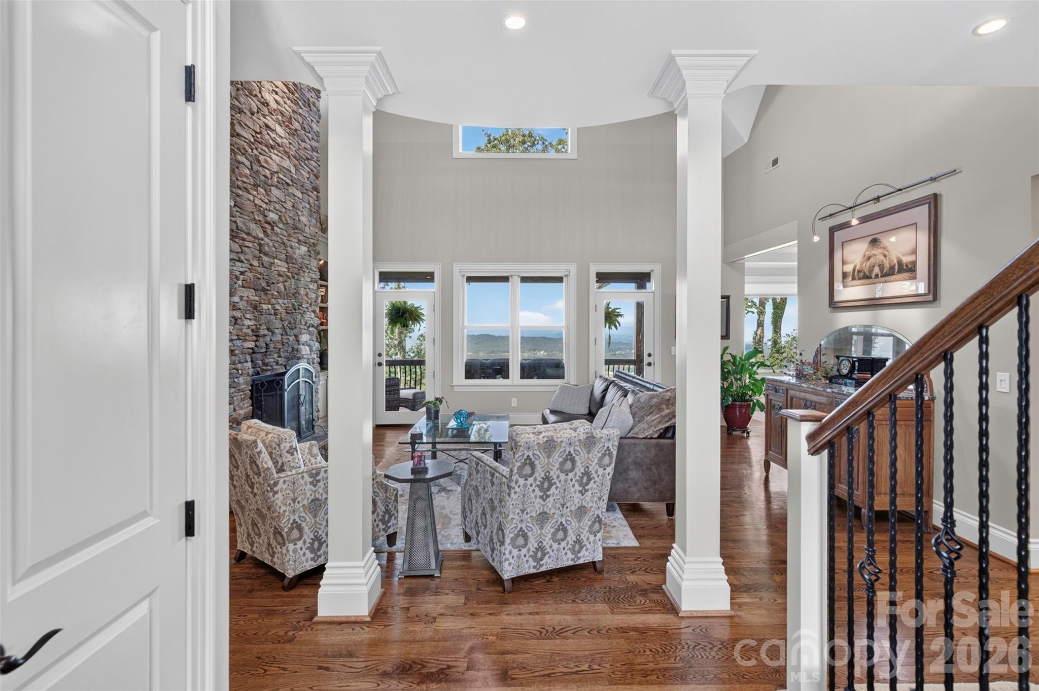851 Sunlight Ridge Drive — Hendersonville