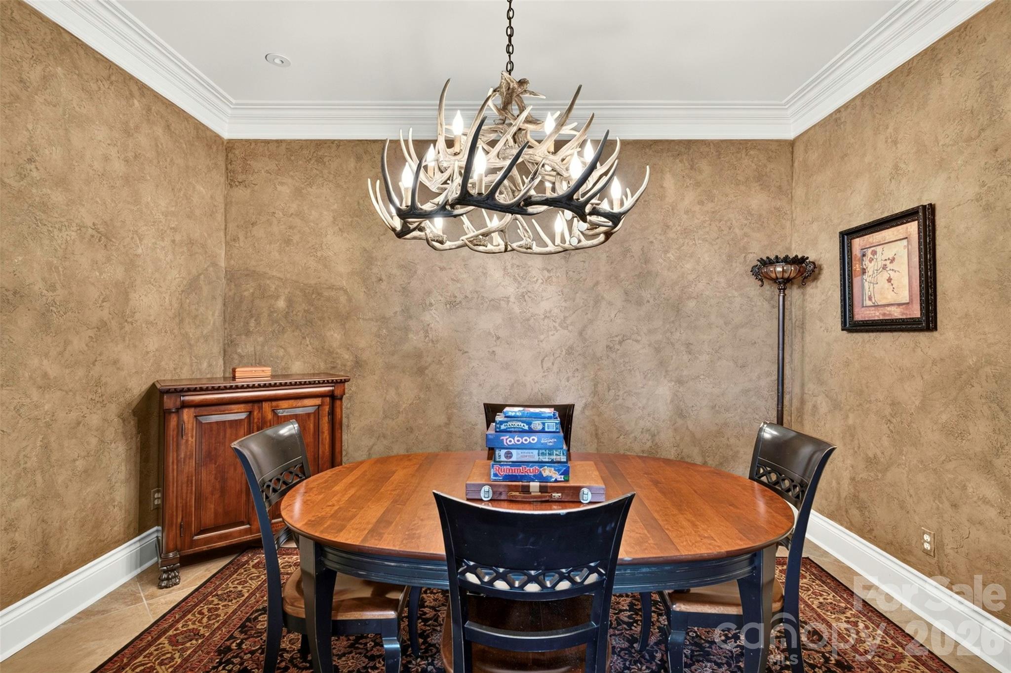 851 Sunlight Ridge Drive — Hendersonville