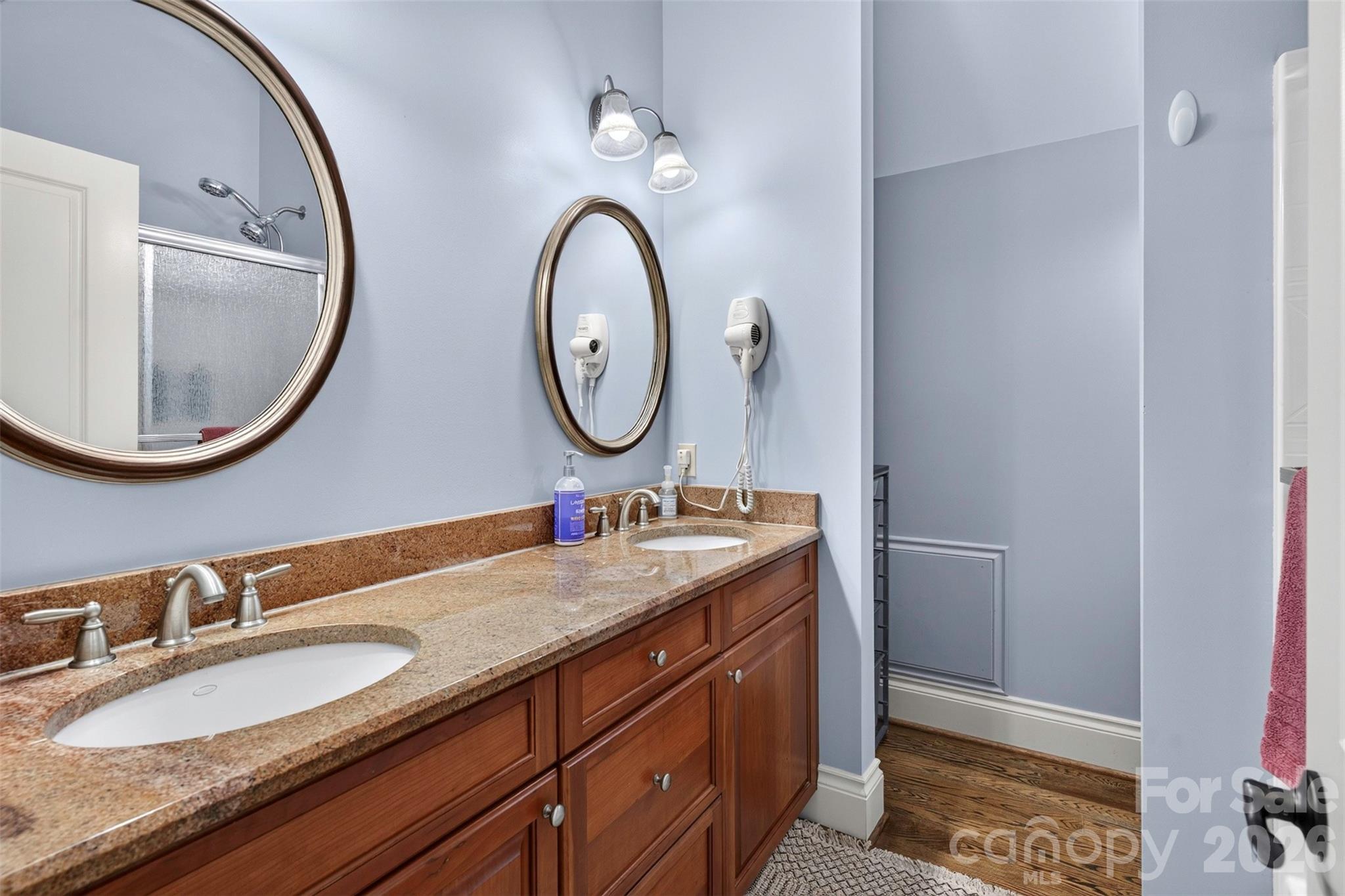 851 Sunlight Ridge Drive — Hendersonville