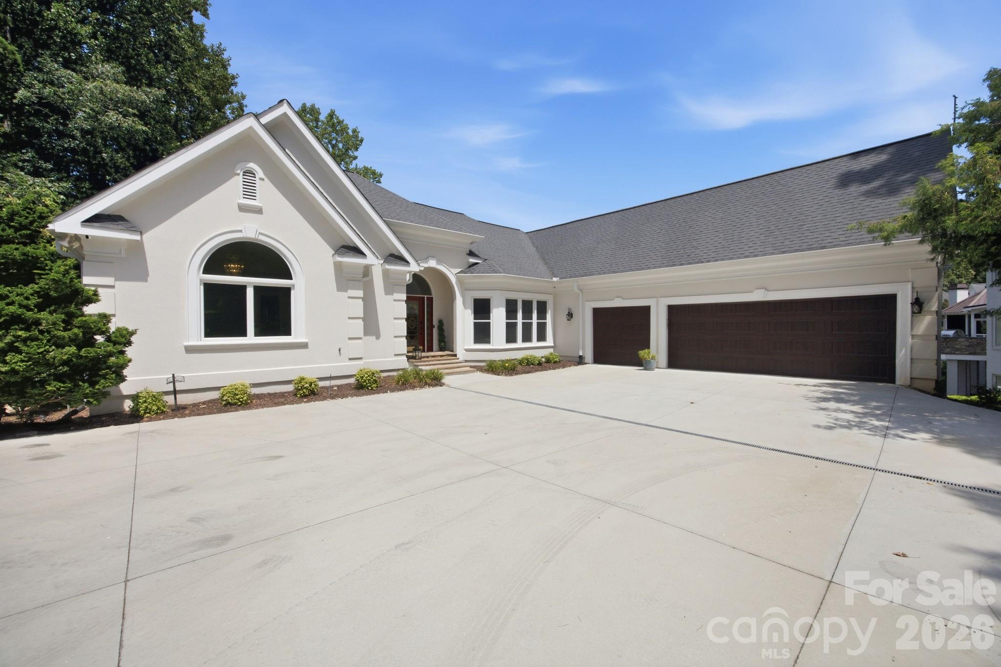 19318 Mary Ardrey Circle — Cornelius