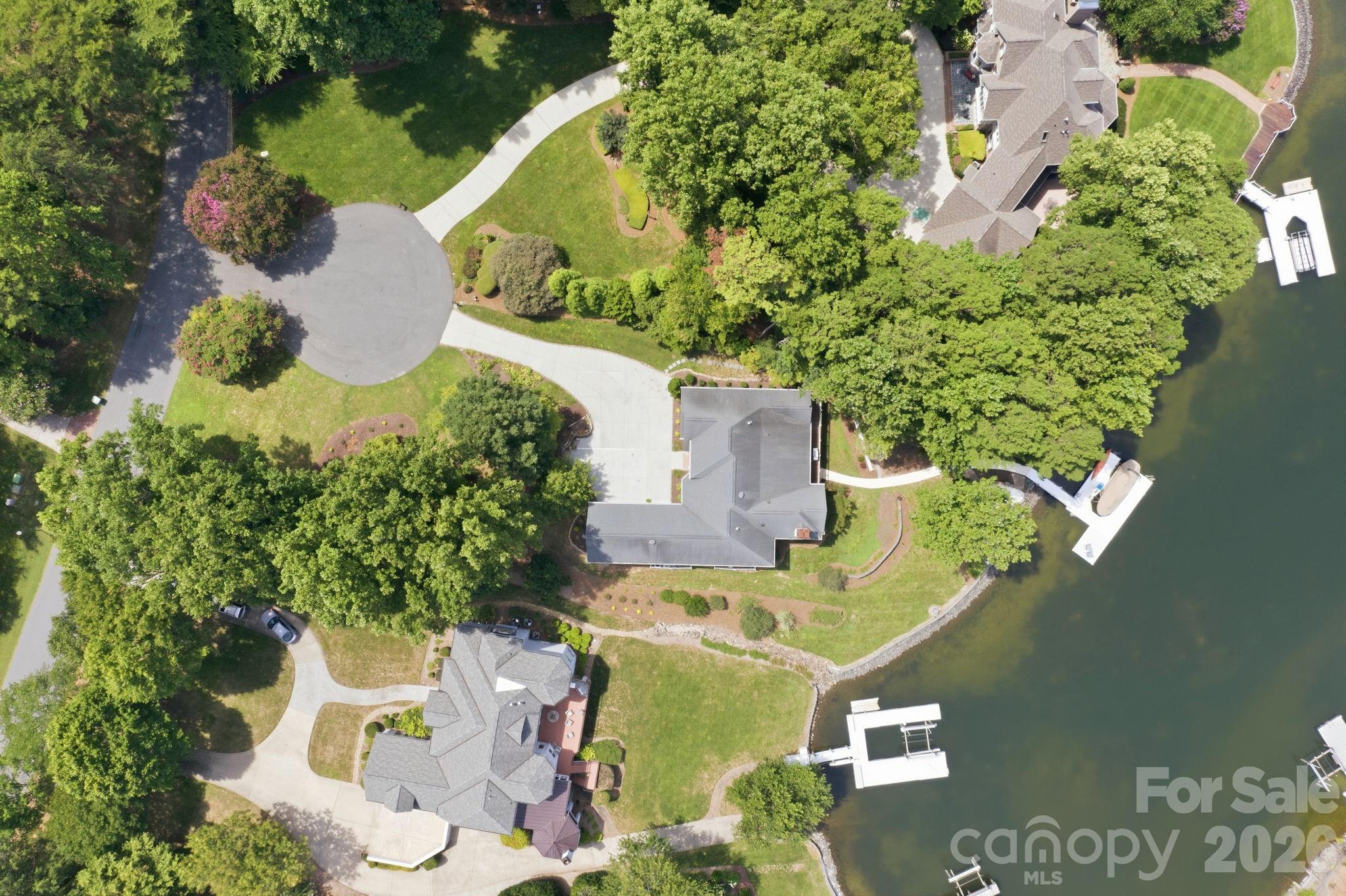 19318 Mary Ardrey Circle — Cornelius