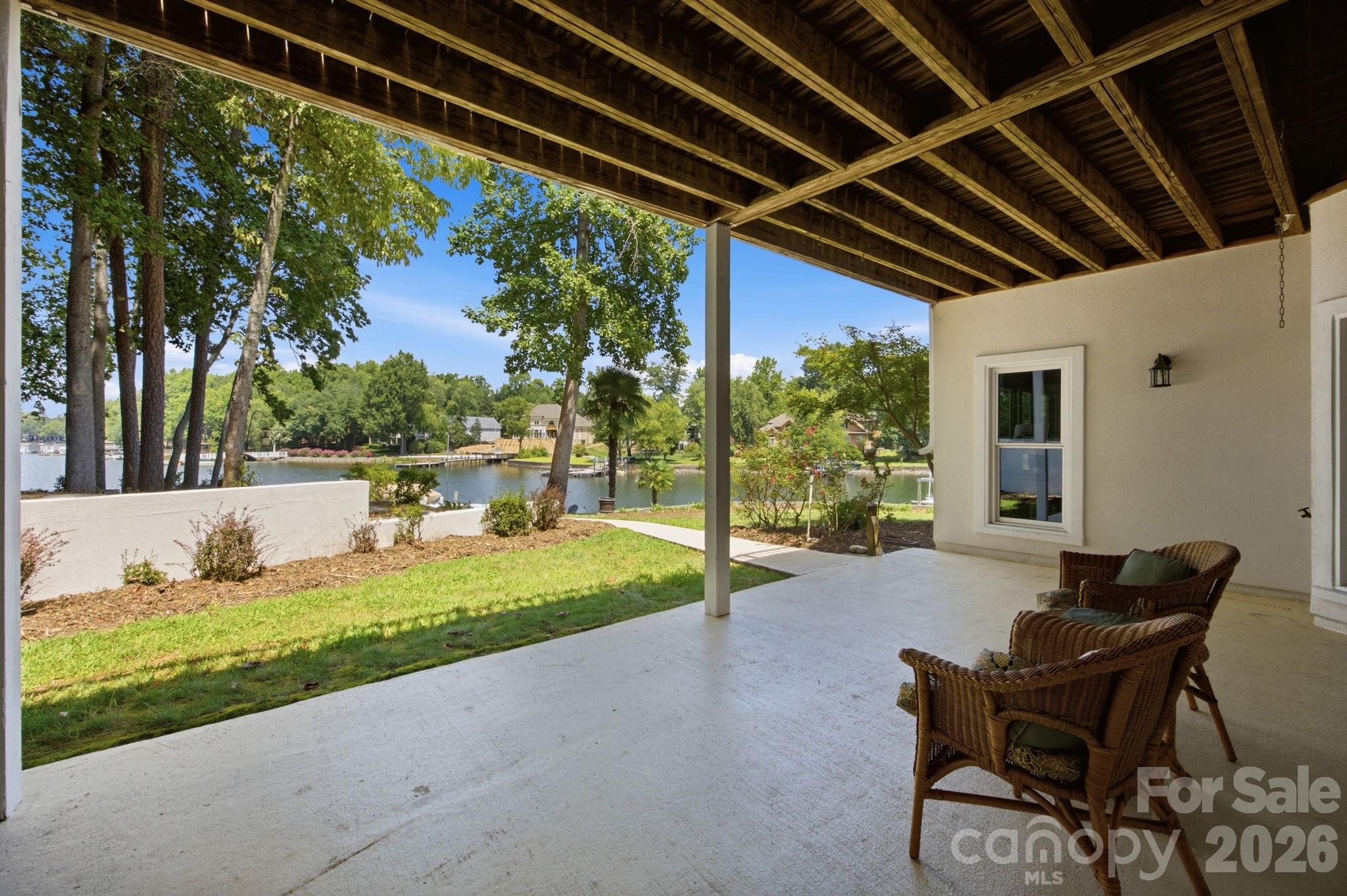 19318 Mary Ardrey Circle — Cornelius