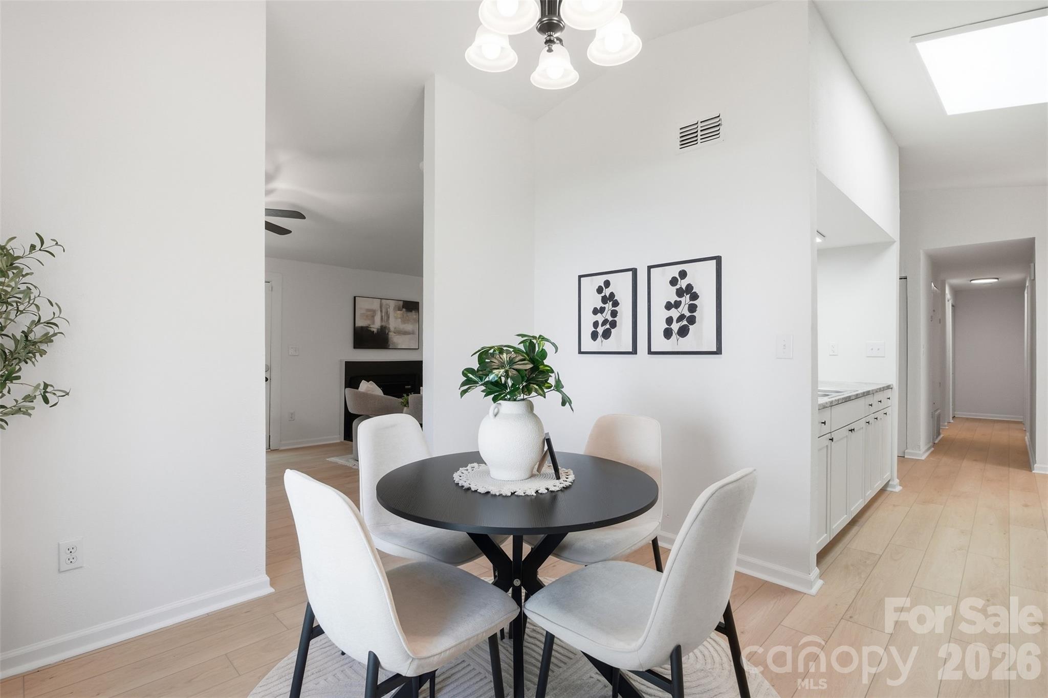 2526 Nickelridge Court — Charlotte