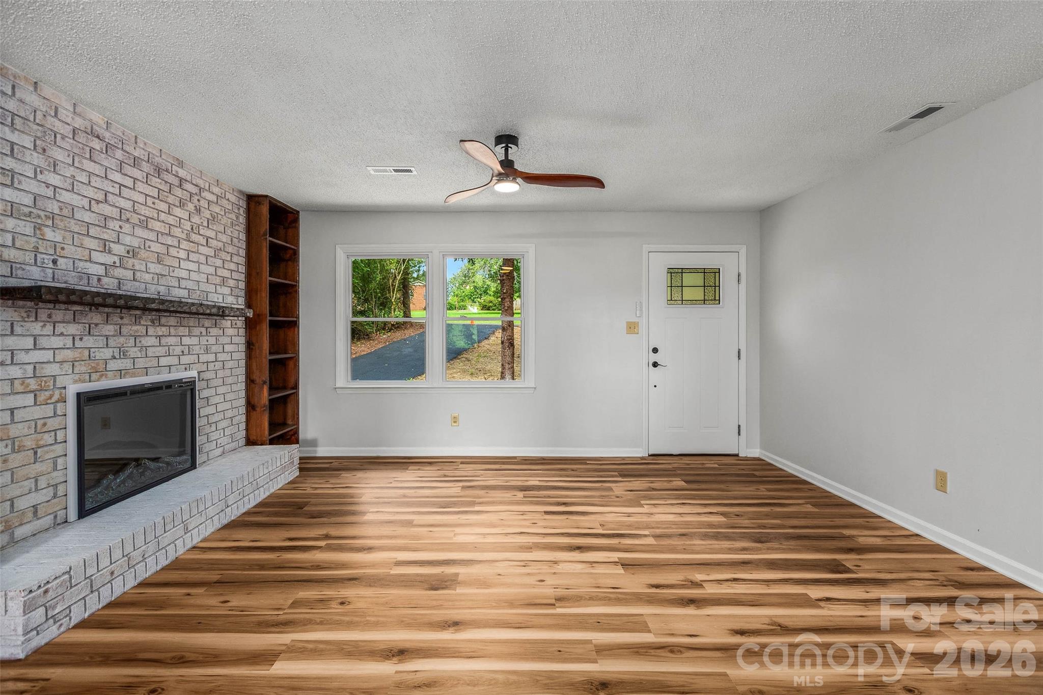 248 Harriet Lane — Statesville