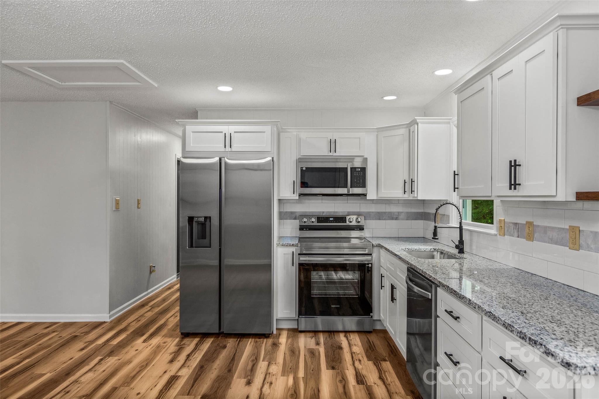 248 Harriet Lane — Statesville