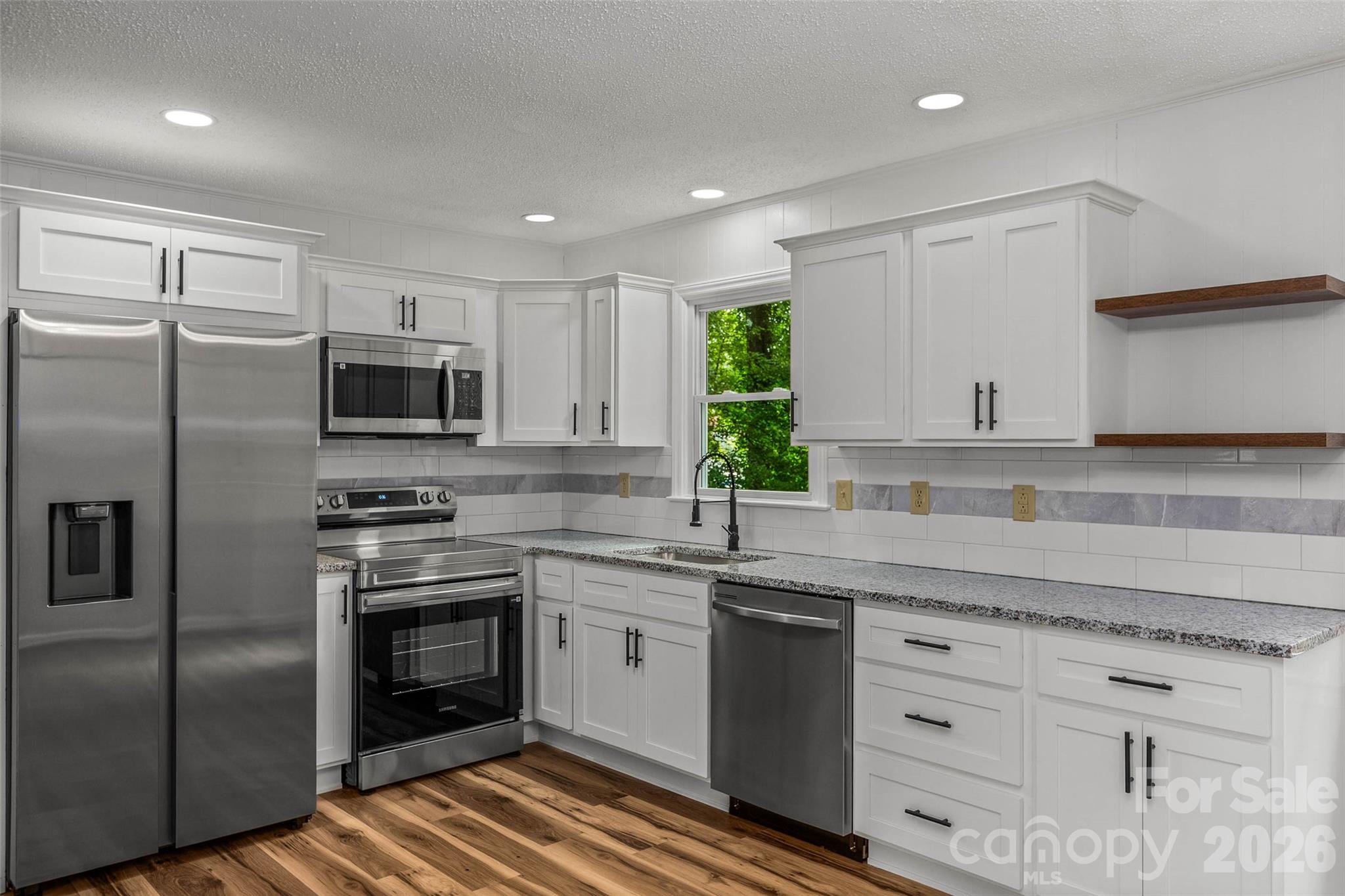 248 Harriet Lane — Statesville