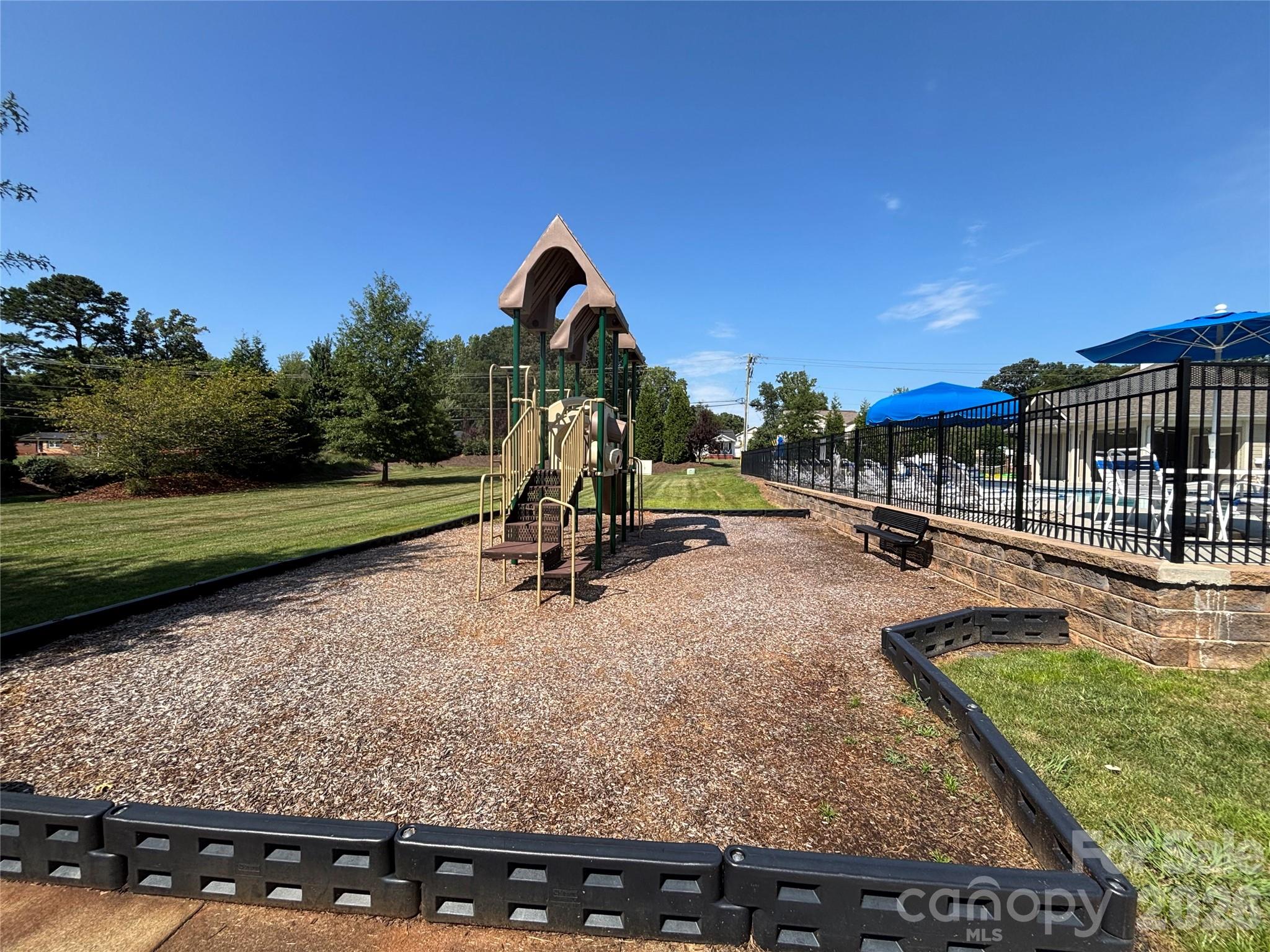 6816 Pennyroyal Way — Charlotte