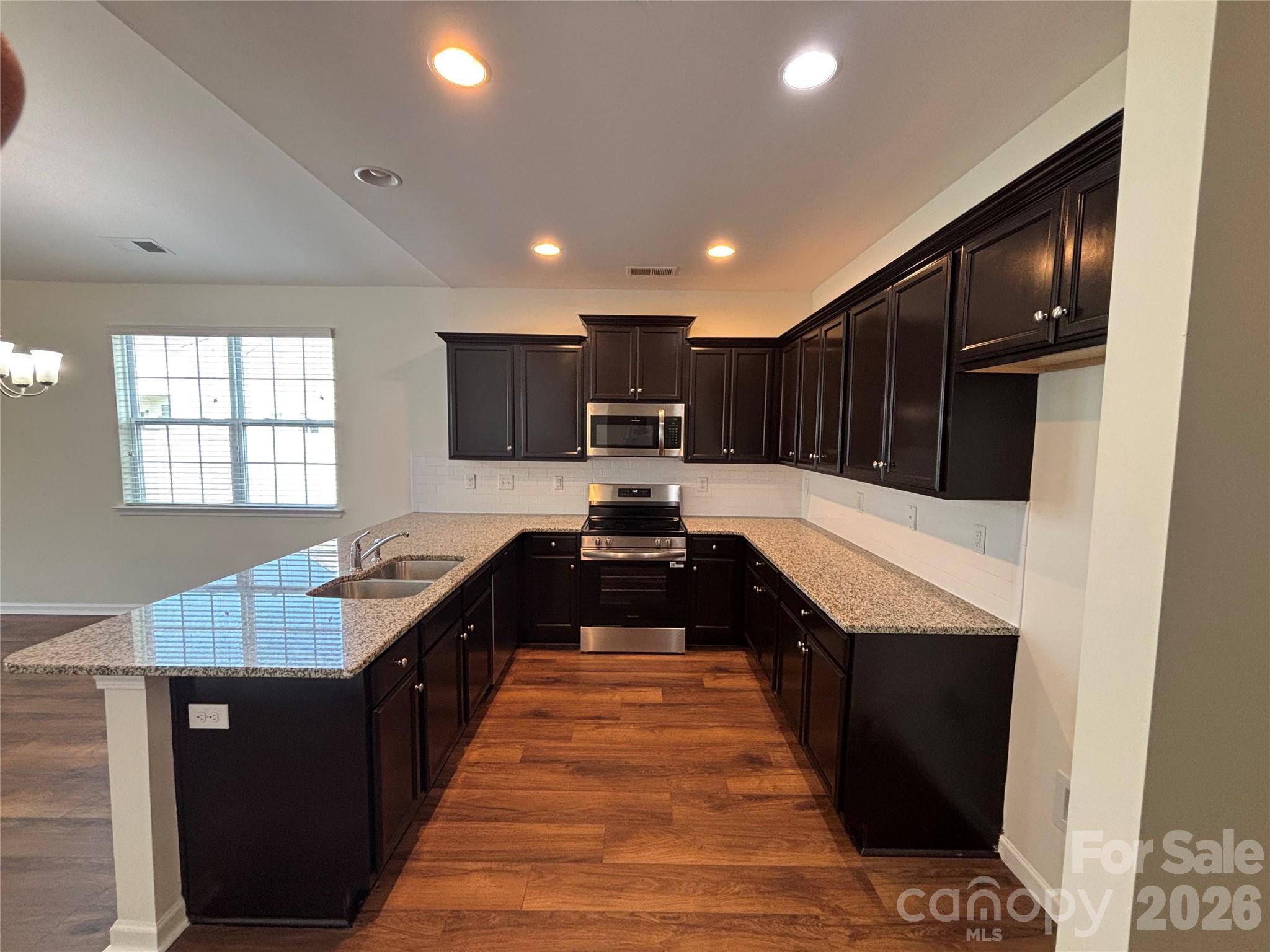 6816 Pennyroyal Way — Charlotte