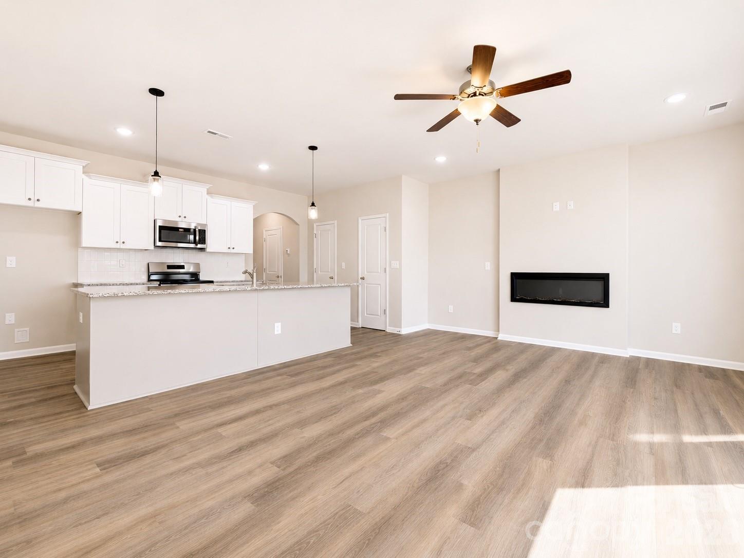 3048 Aberleaf Lane — Charlotte