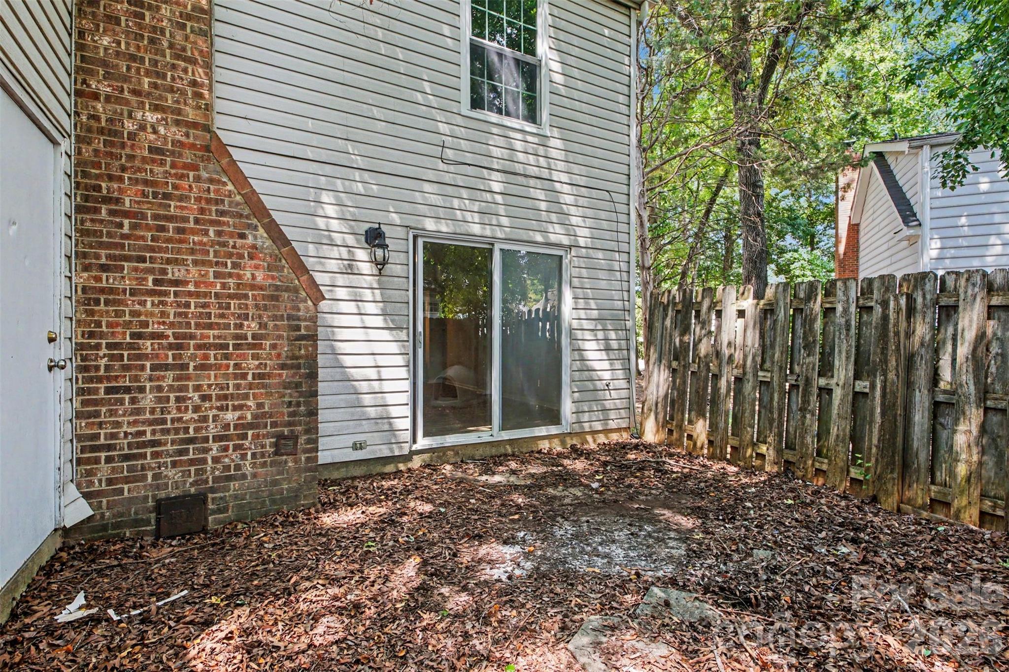 5912 Bayswater Lane — Charlotte