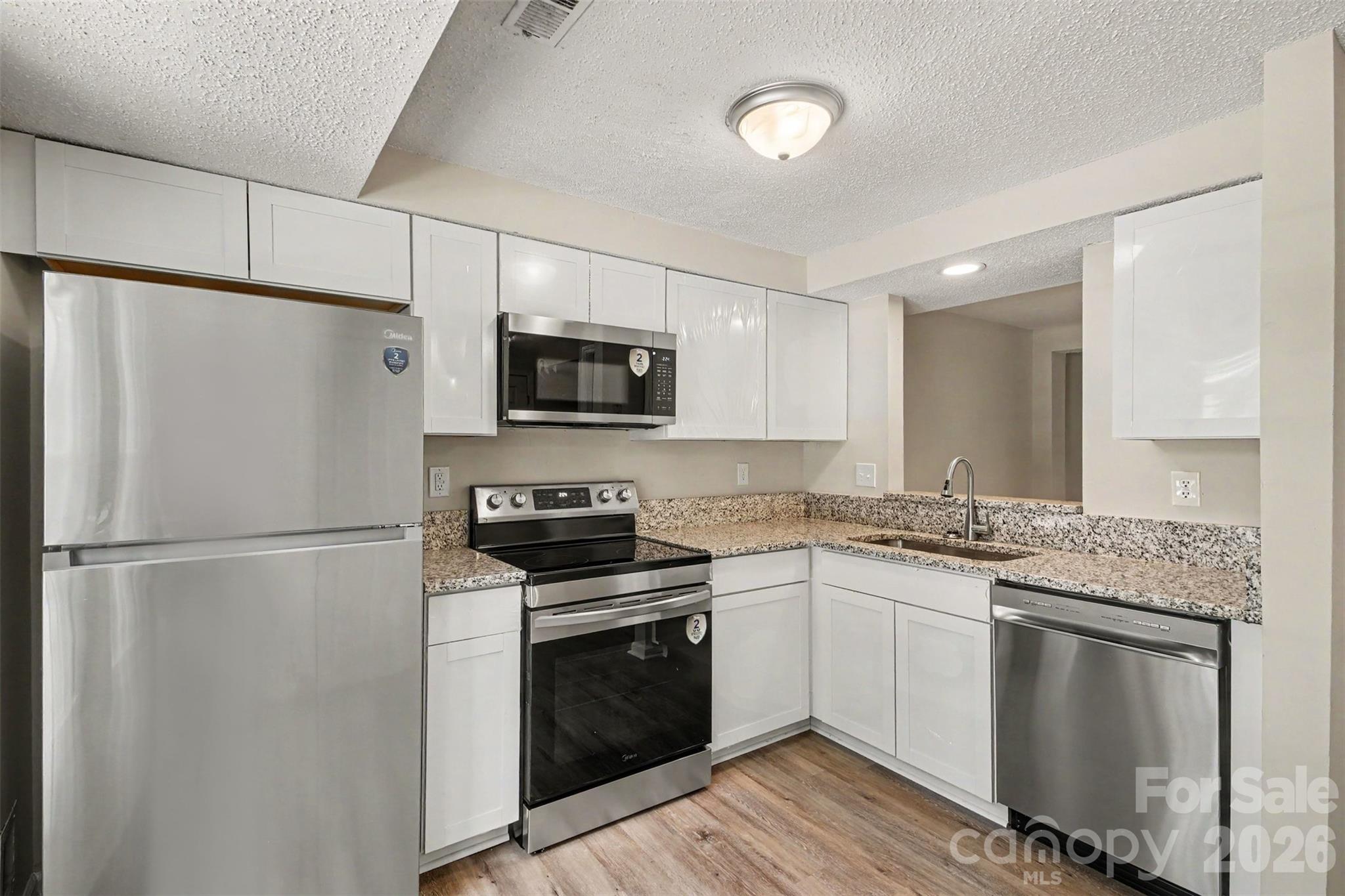 5912 Bayswater Lane — Charlotte