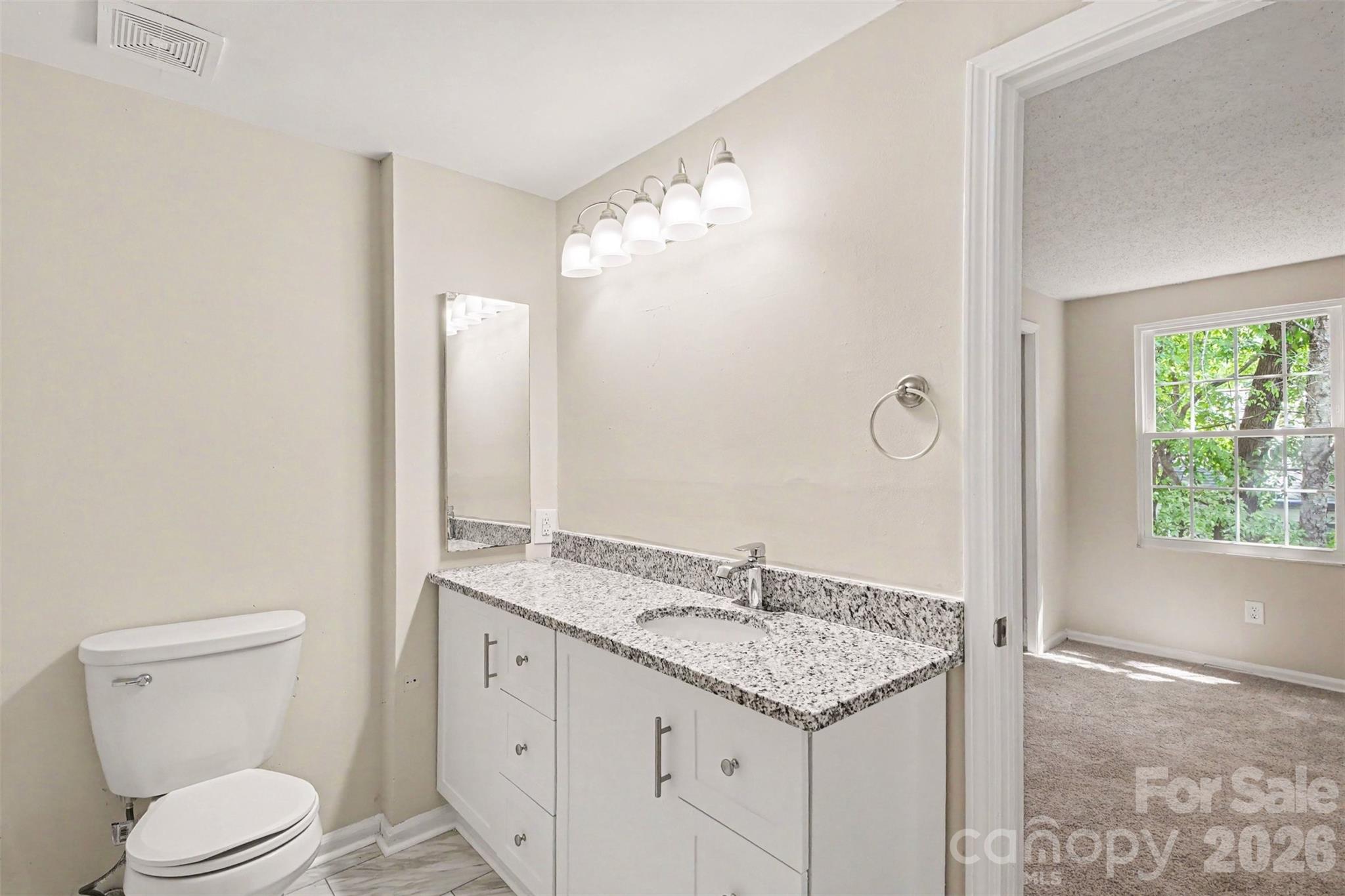 5912 Bayswater Lane — Charlotte