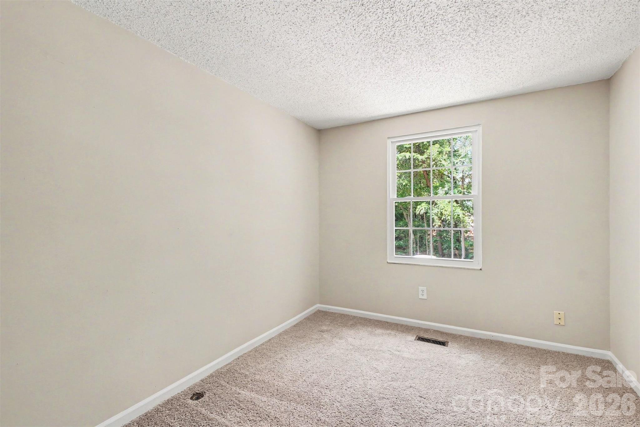 5912 Bayswater Lane — Charlotte