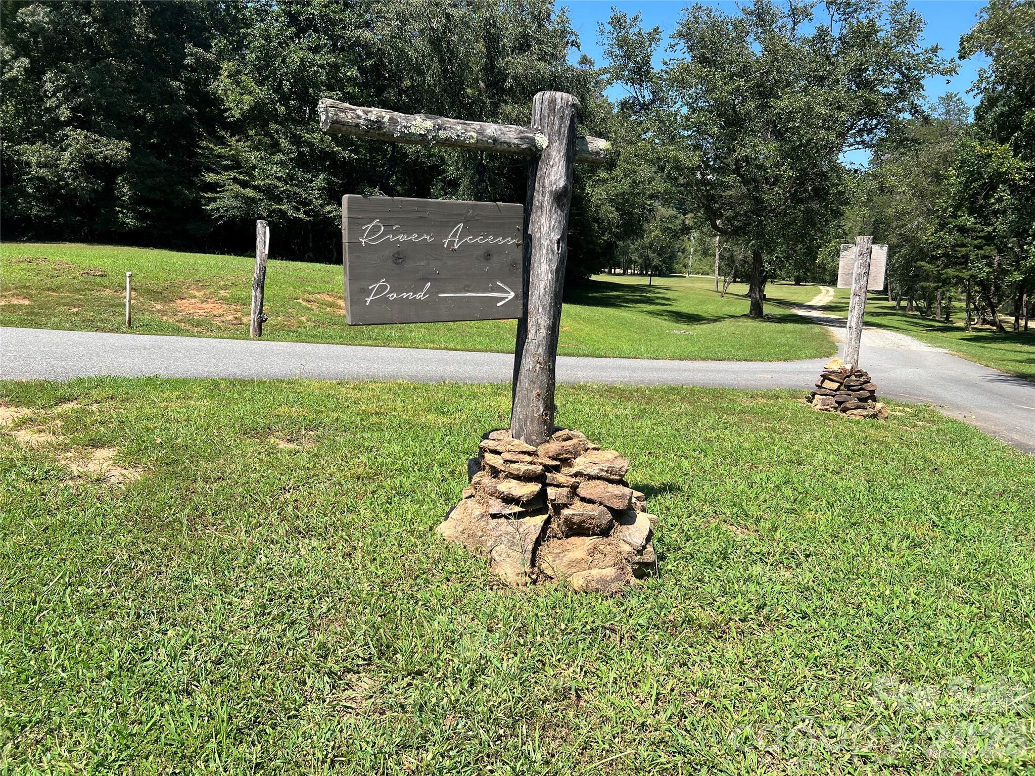 2303 Paddock Circle — Morganton
