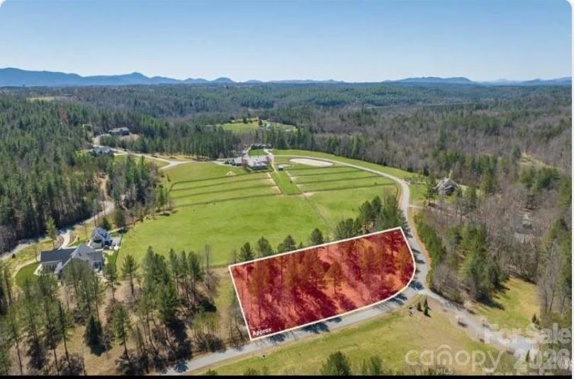 2303 Paddock Circle — Morganton