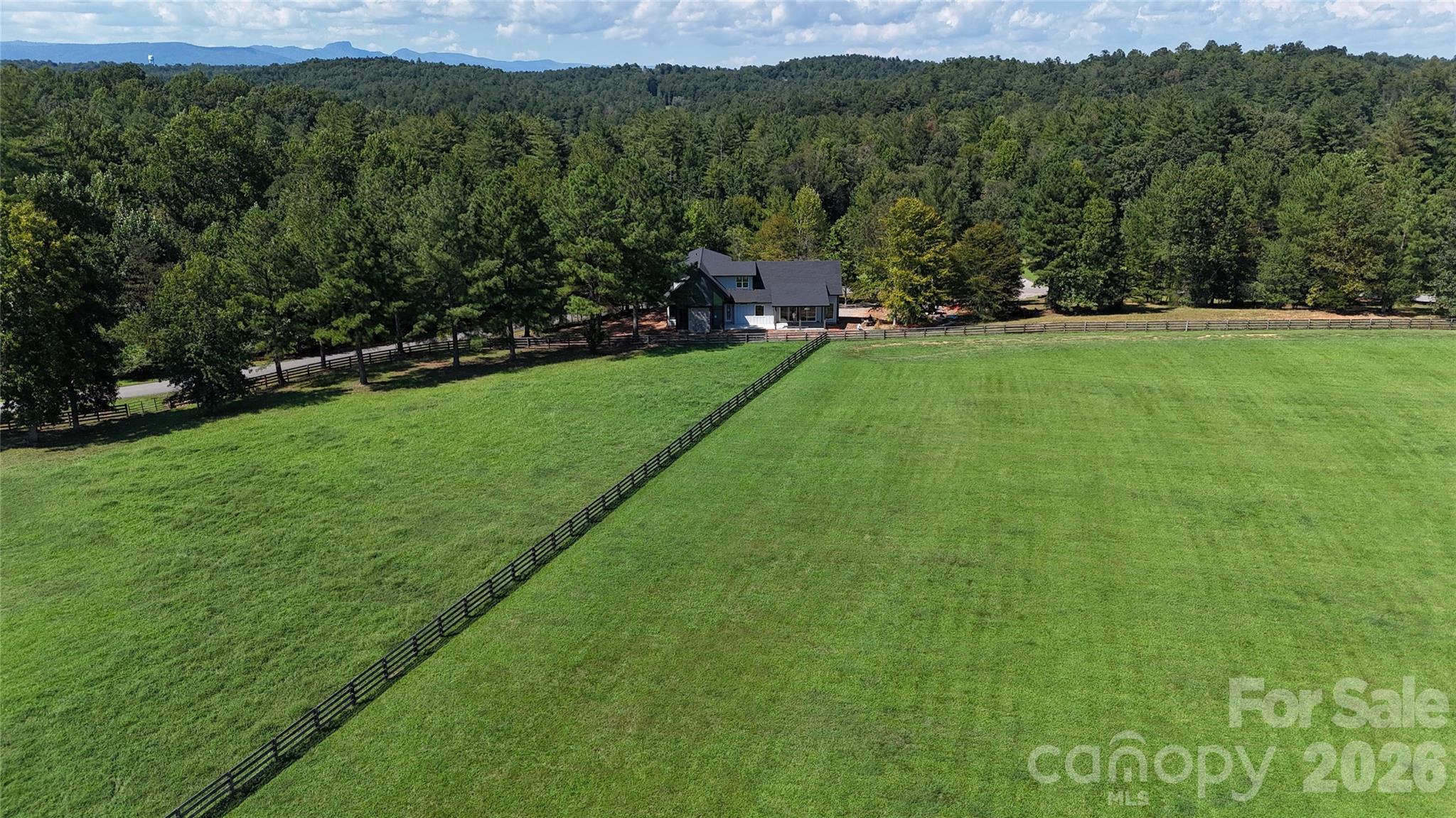 2303 Paddock Circle — Morganton