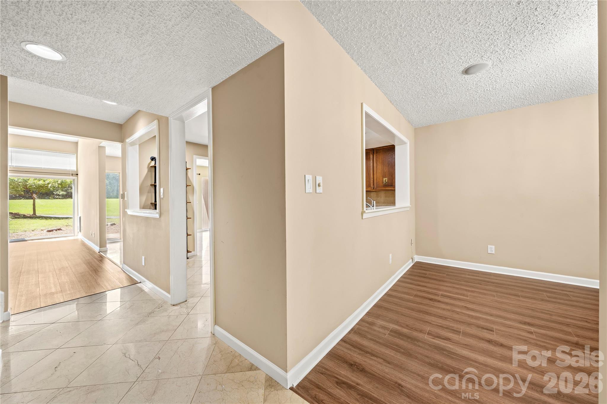 102 Ridgeport Road — Clover