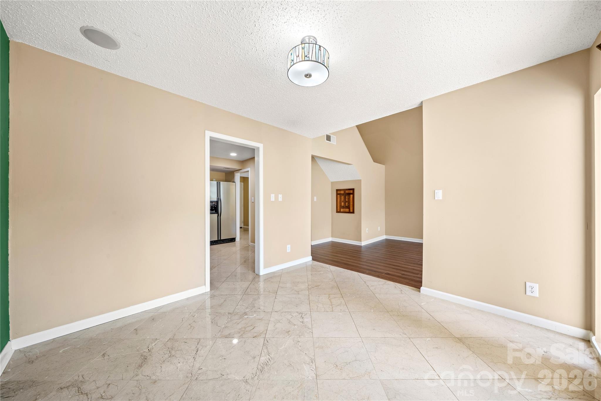 102 Ridgeport Road — Clover