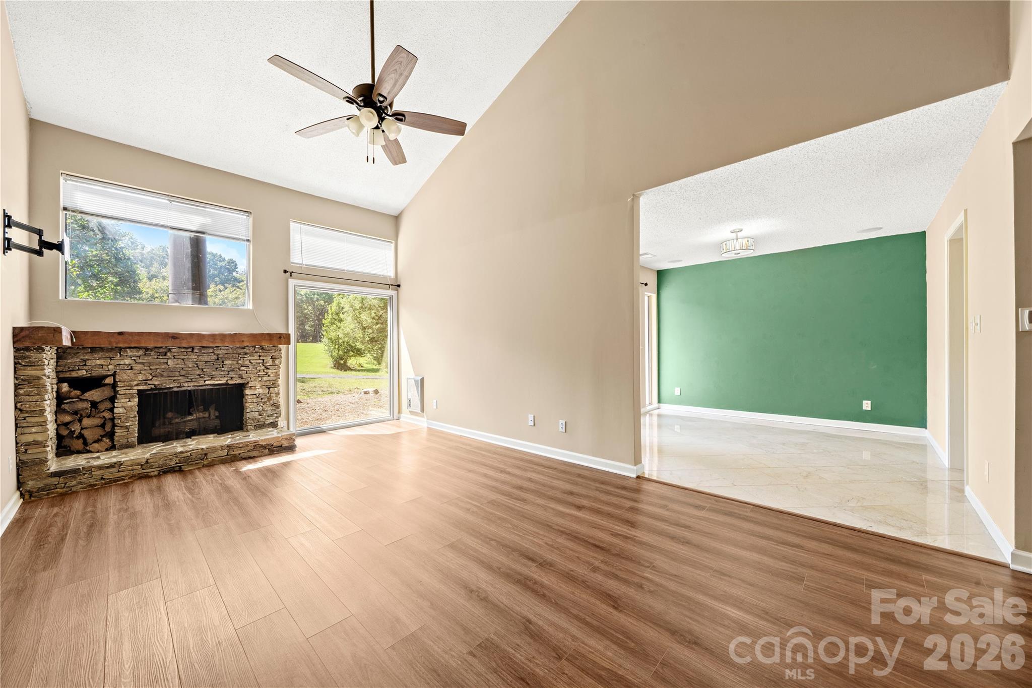 102 Ridgeport Road — Clover
