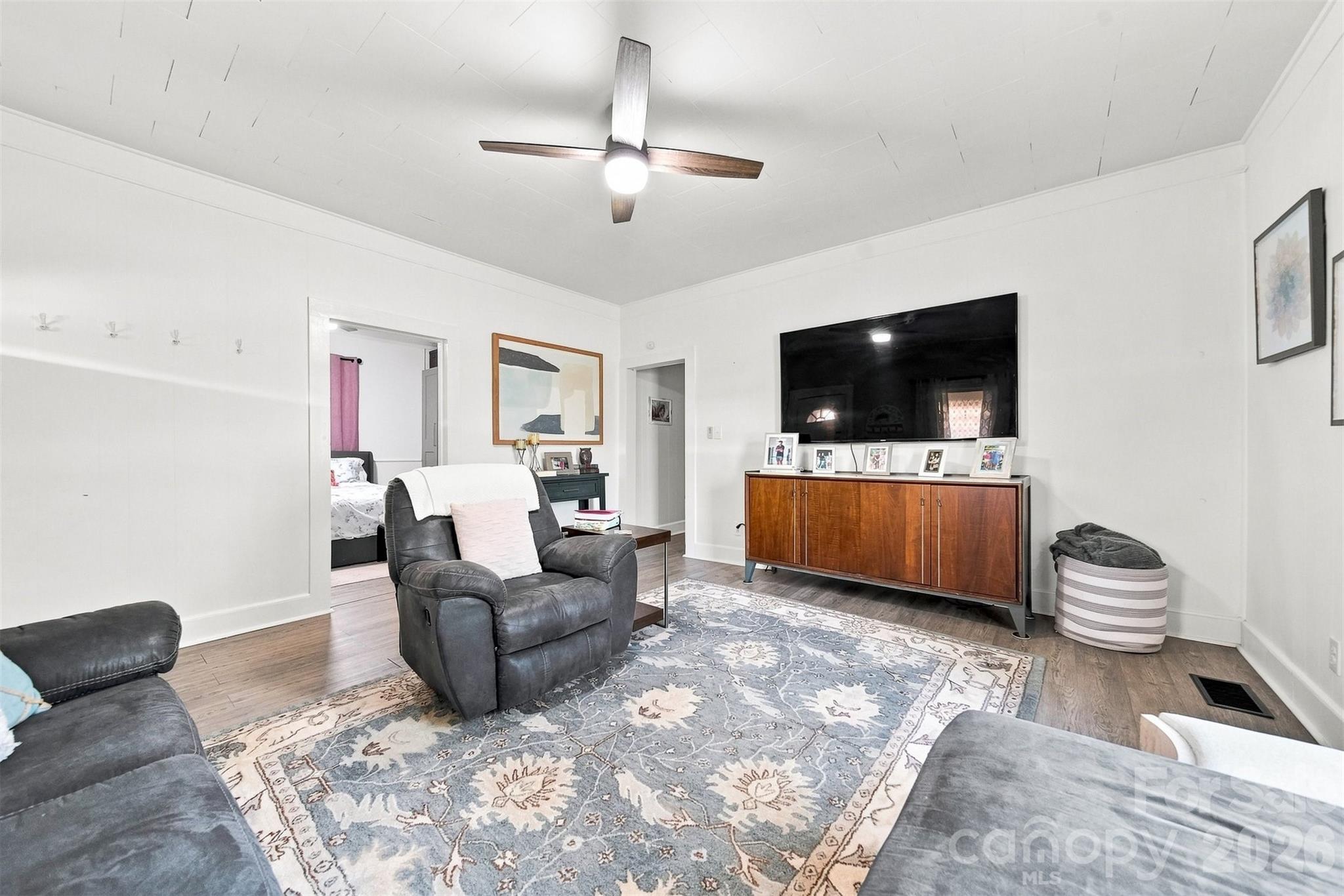 213 Colombo Street NW — Valdese