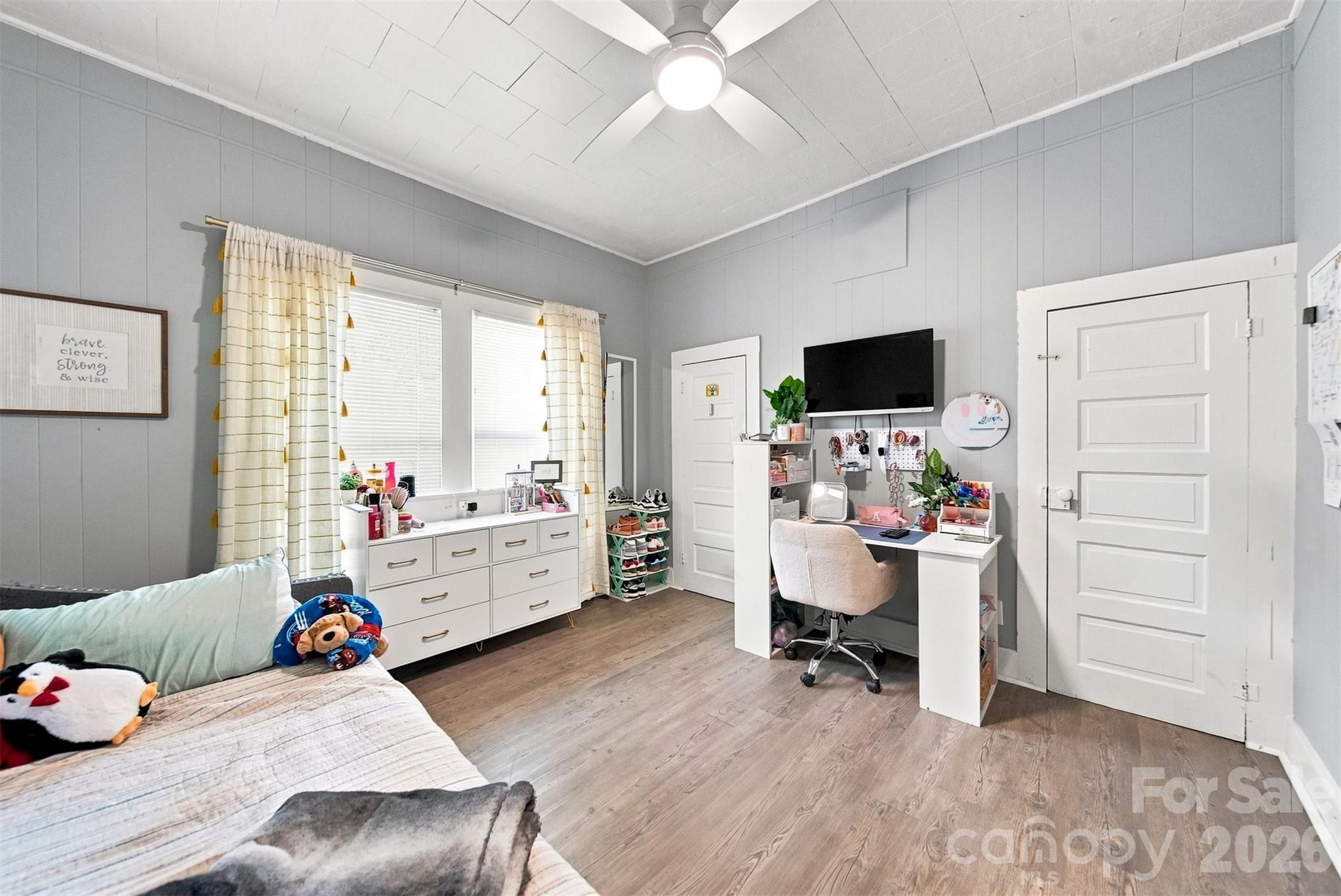 213 Colombo Street NW — Valdese