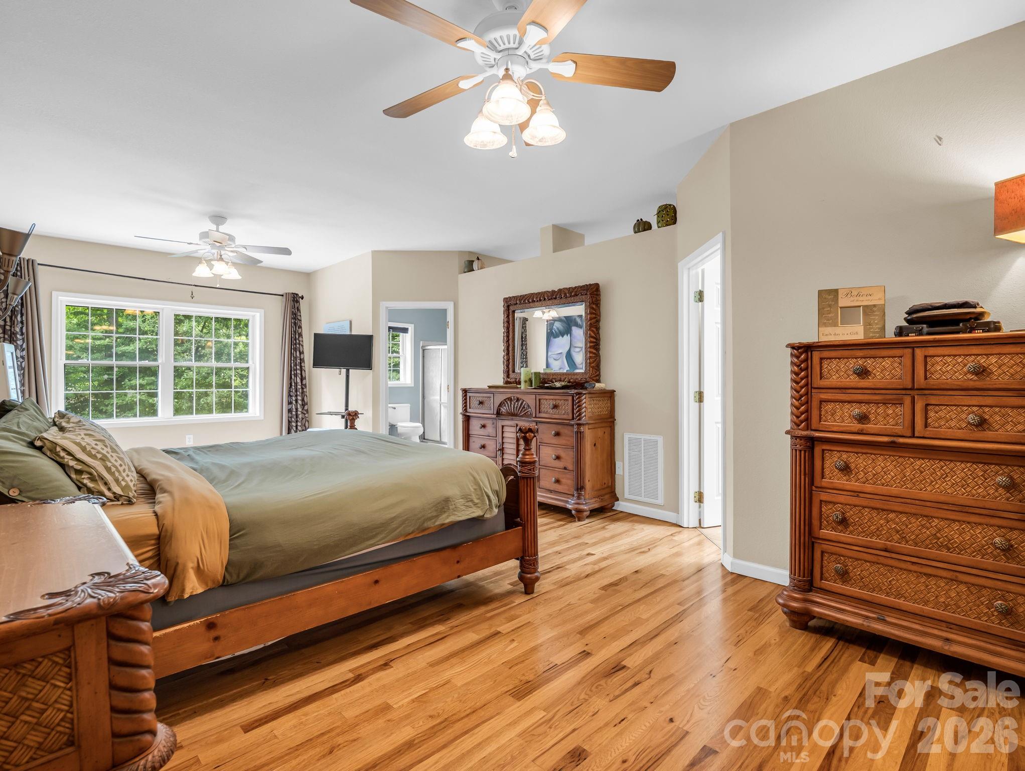 136 Limousine Lane — Pisgah Forest