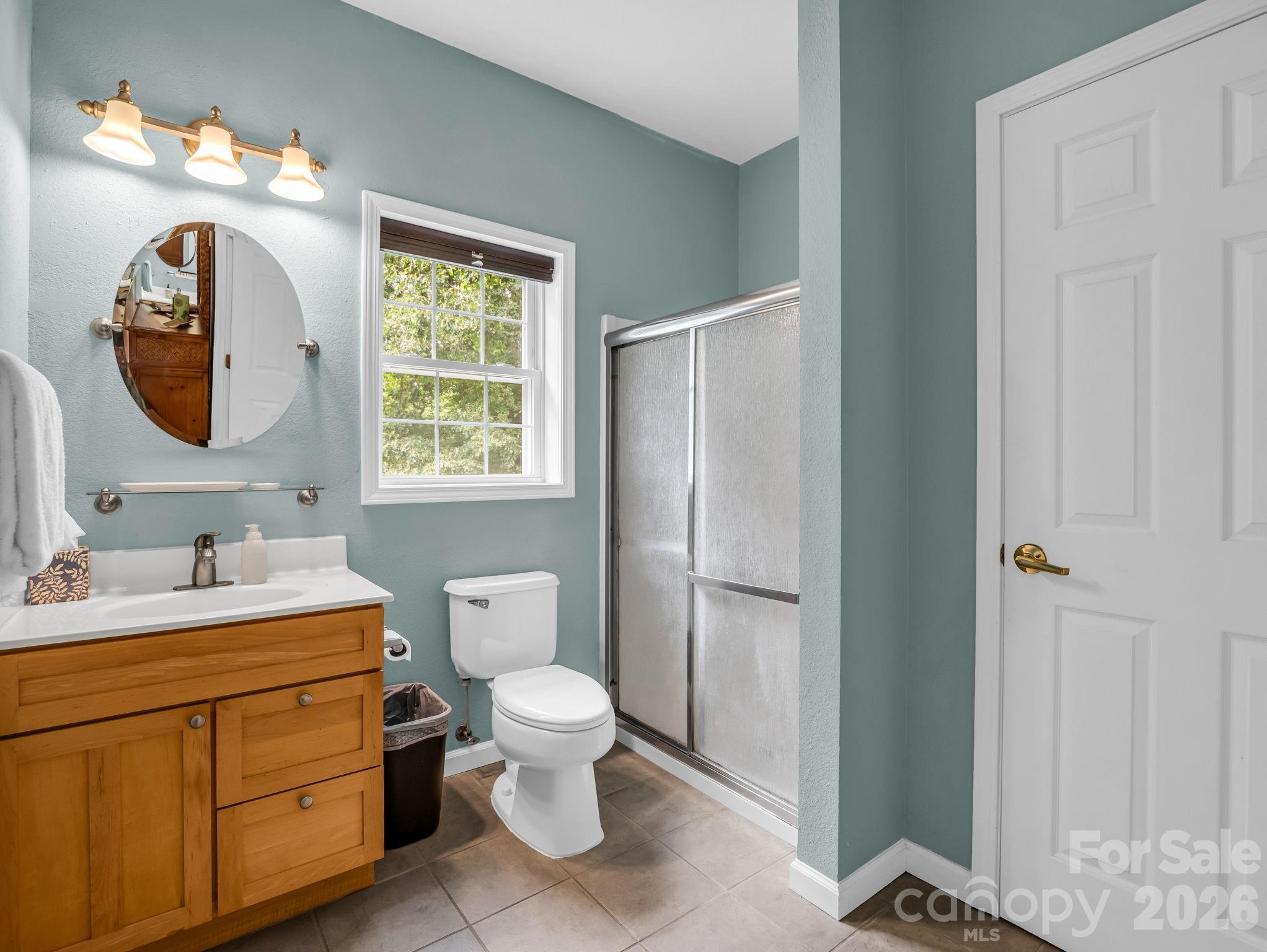 136 Limousine Lane — Pisgah Forest