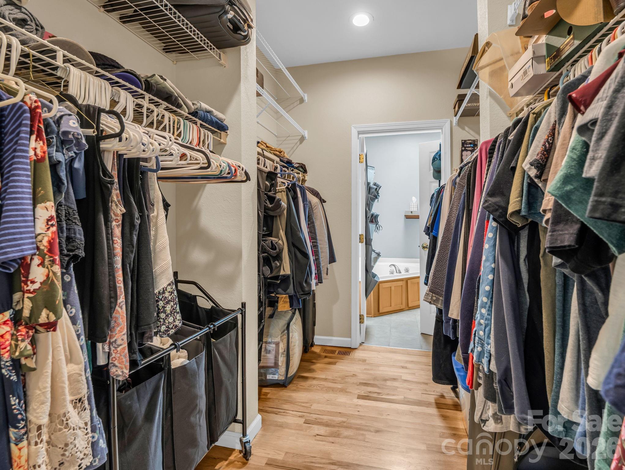 136 Limousine Lane — Pisgah Forest