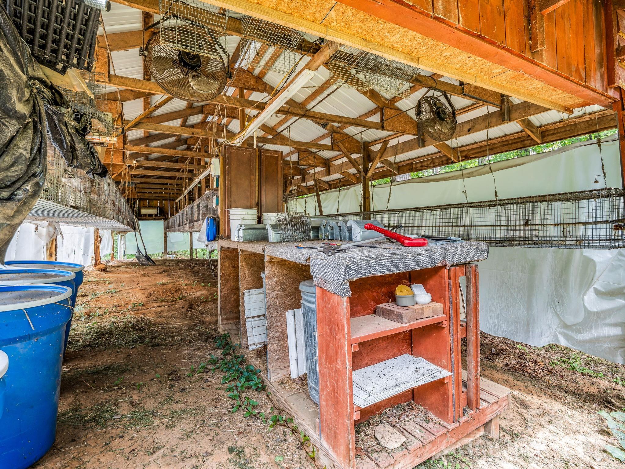 136 Limousine Lane — Pisgah Forest