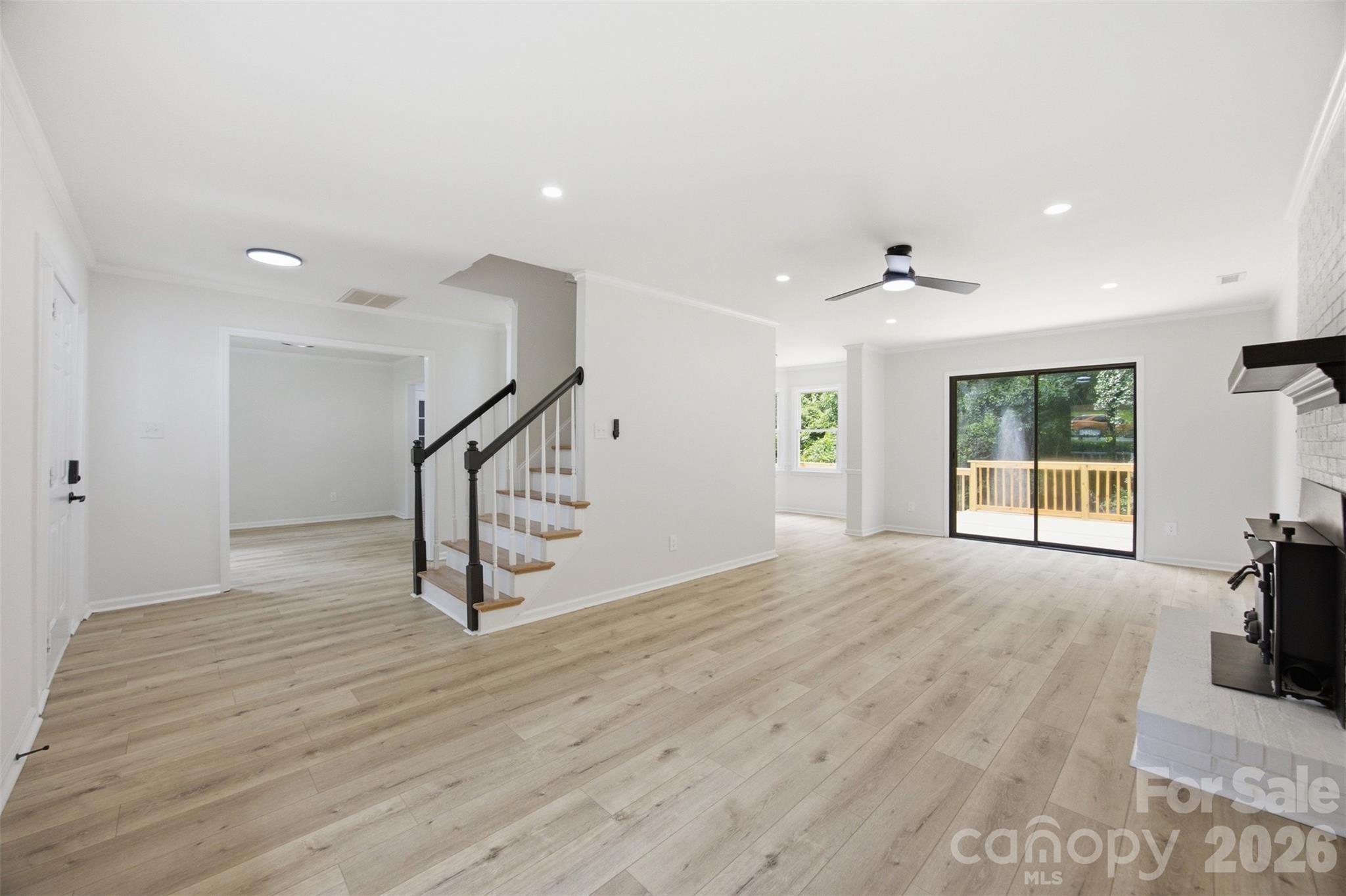 7241 Mcteal Place — Charlotte