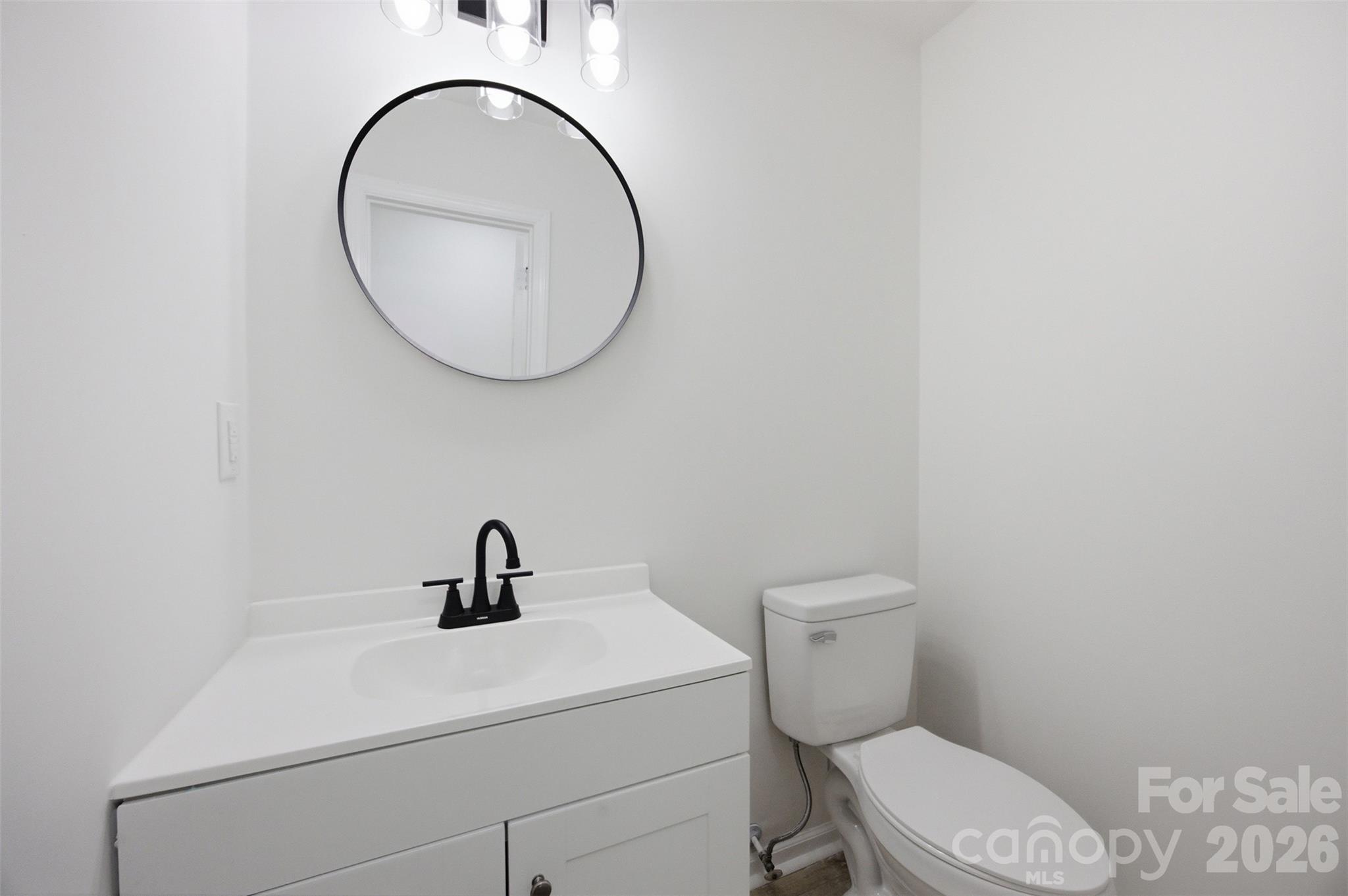 7241 Mcteal Place — Charlotte
