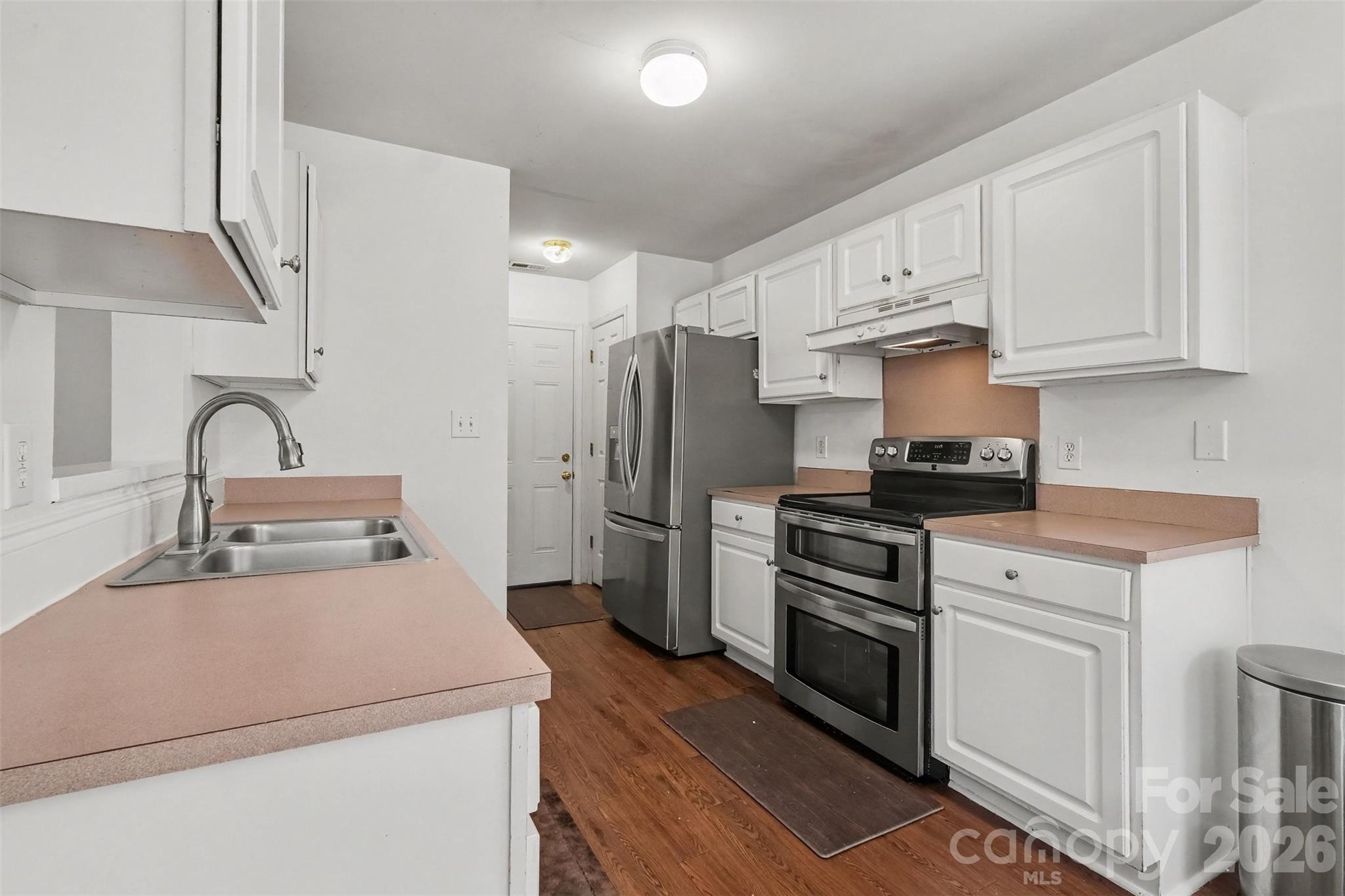 4437 Craven Hill Drive — Charlotte
