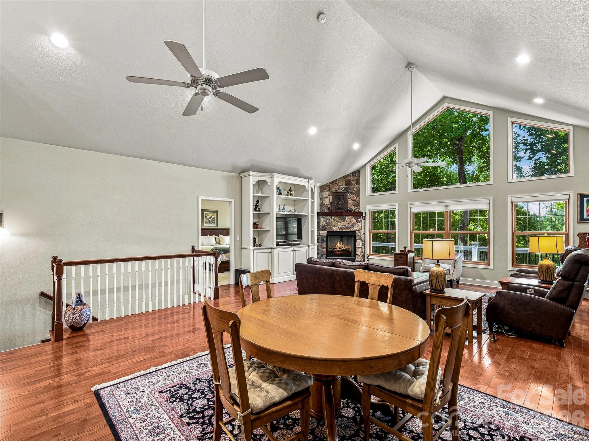 38 Mountain Crest Drive — Hendersonville