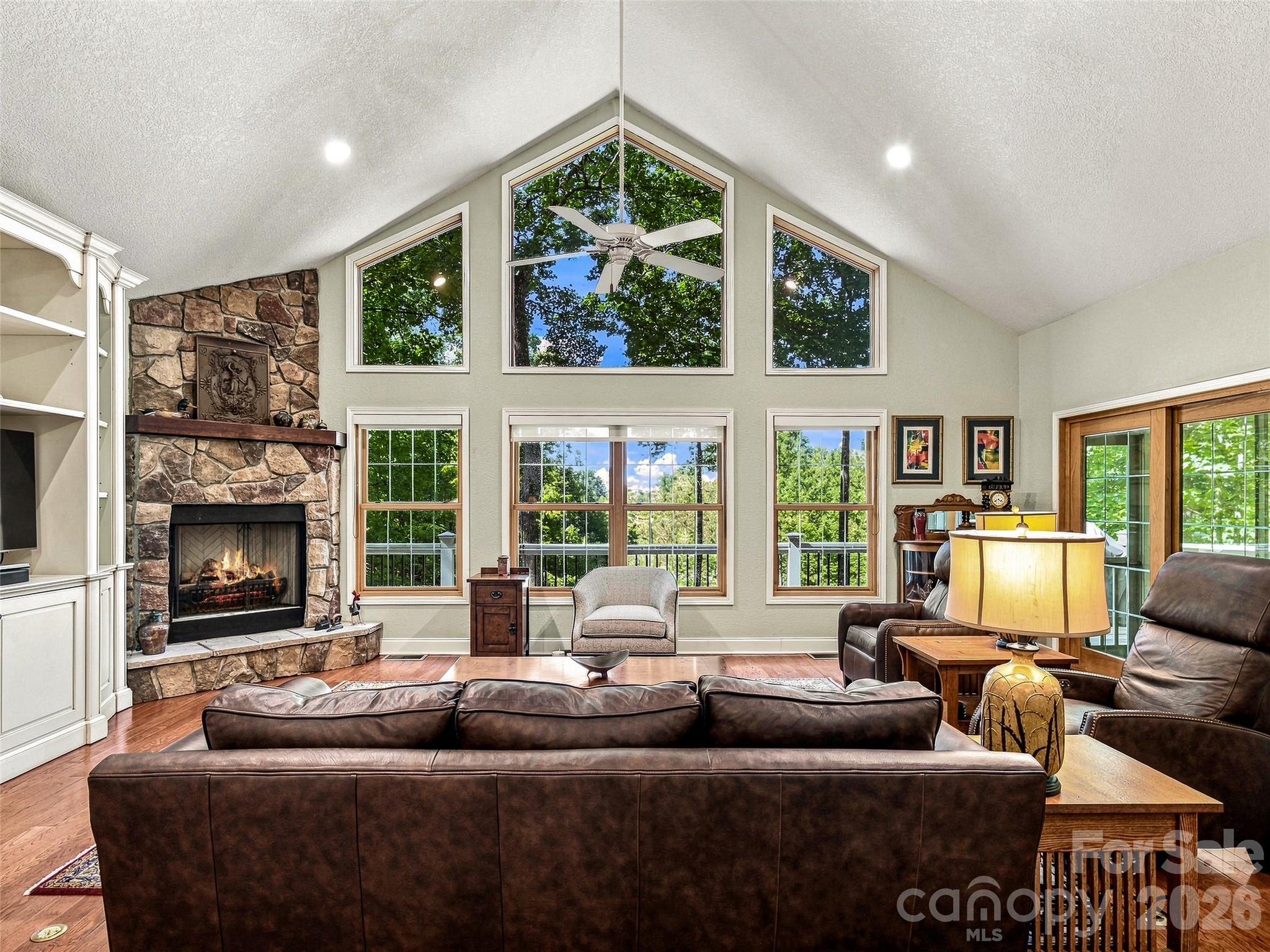 38 Mountain Crest Drive — Hendersonville