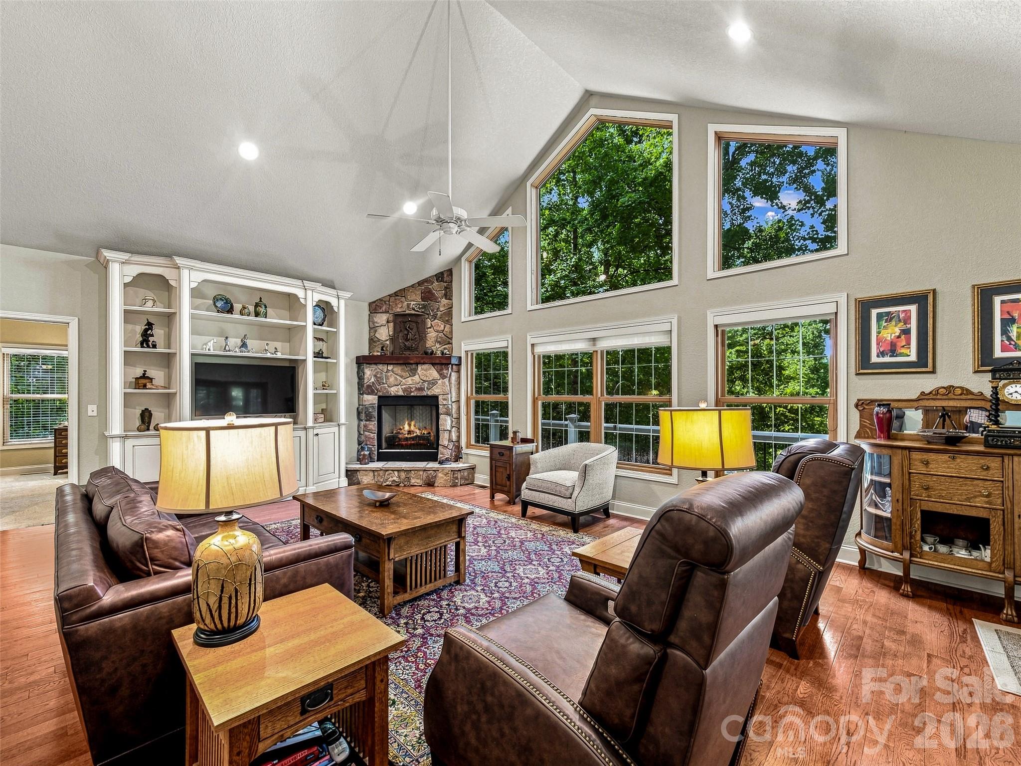 38 Mountain Crest Drive — Hendersonville
