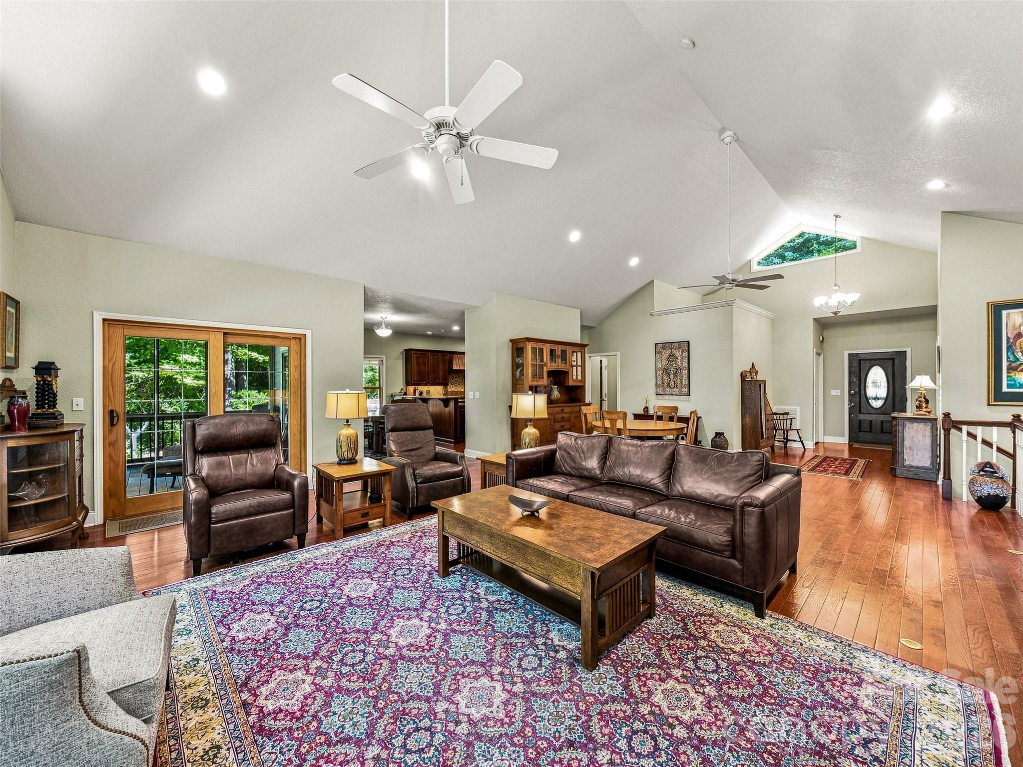 38 Mountain Crest Drive — Hendersonville