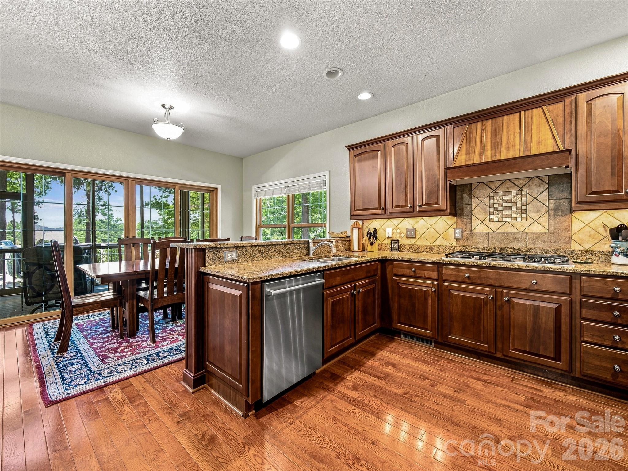 38 Mountain Crest Drive — Hendersonville