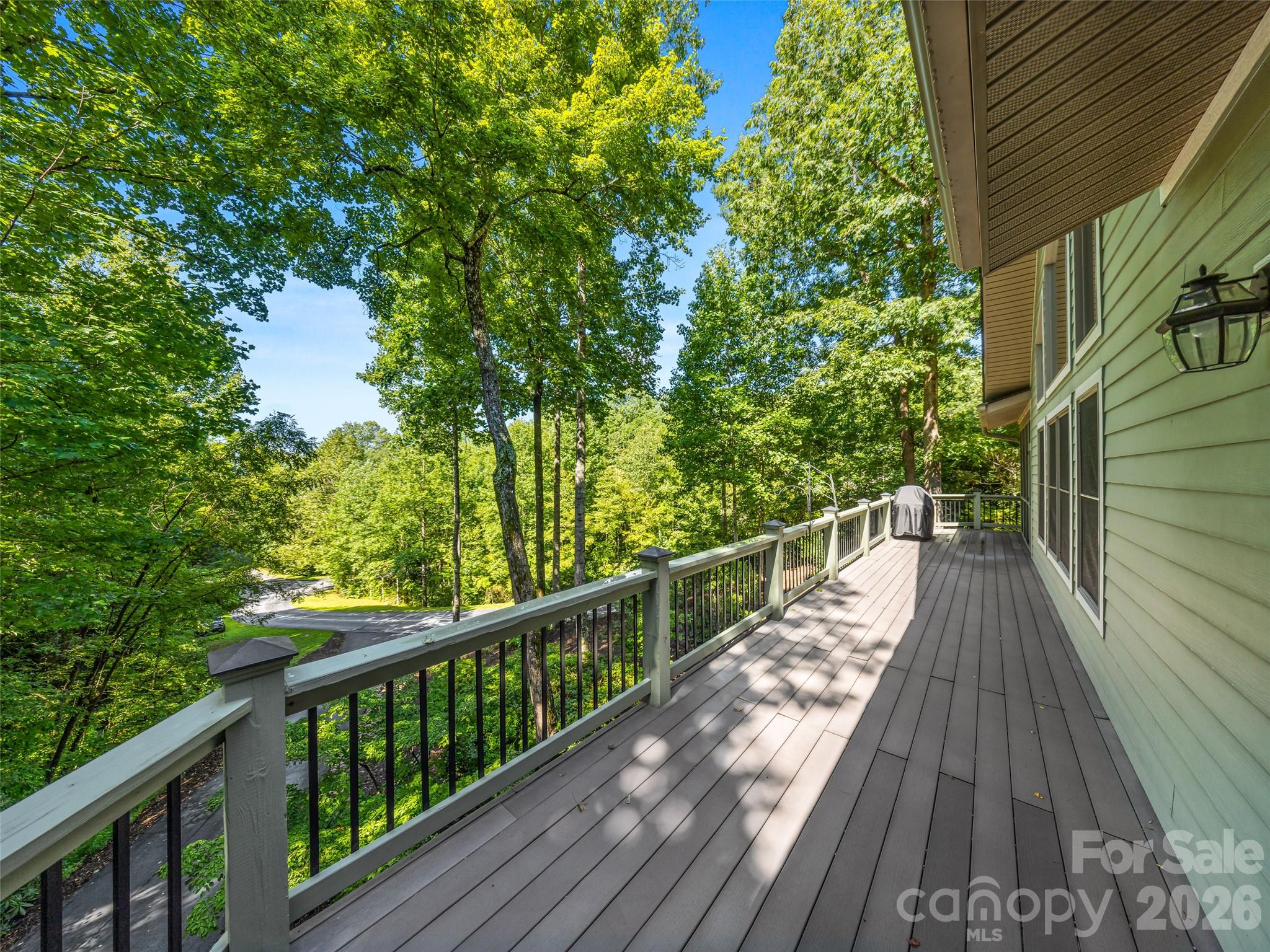 38 Mountain Crest Drive — Hendersonville