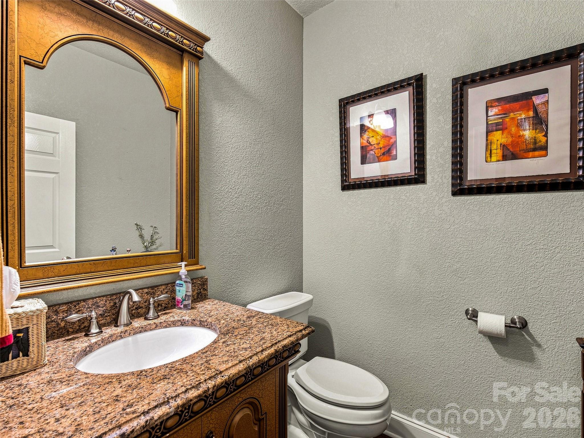 38 Mountain Crest Drive — Hendersonville