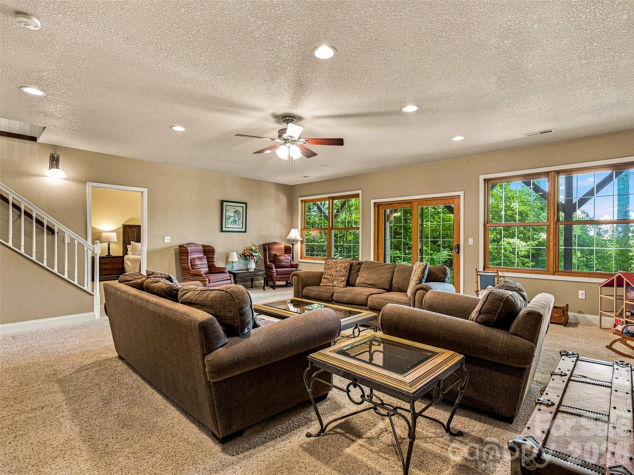 38 Mountain Crest Drive — Hendersonville