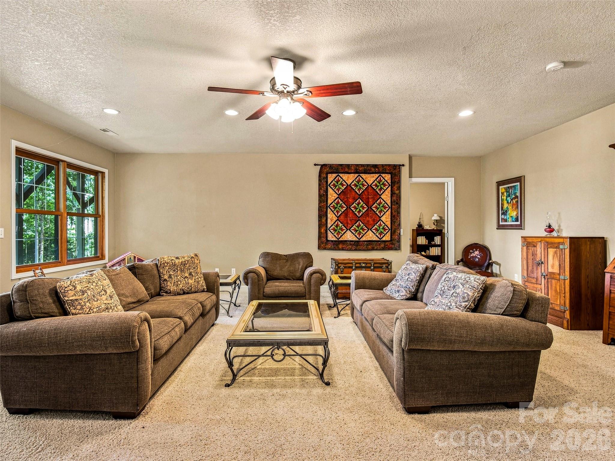 38 Mountain Crest Drive — Hendersonville