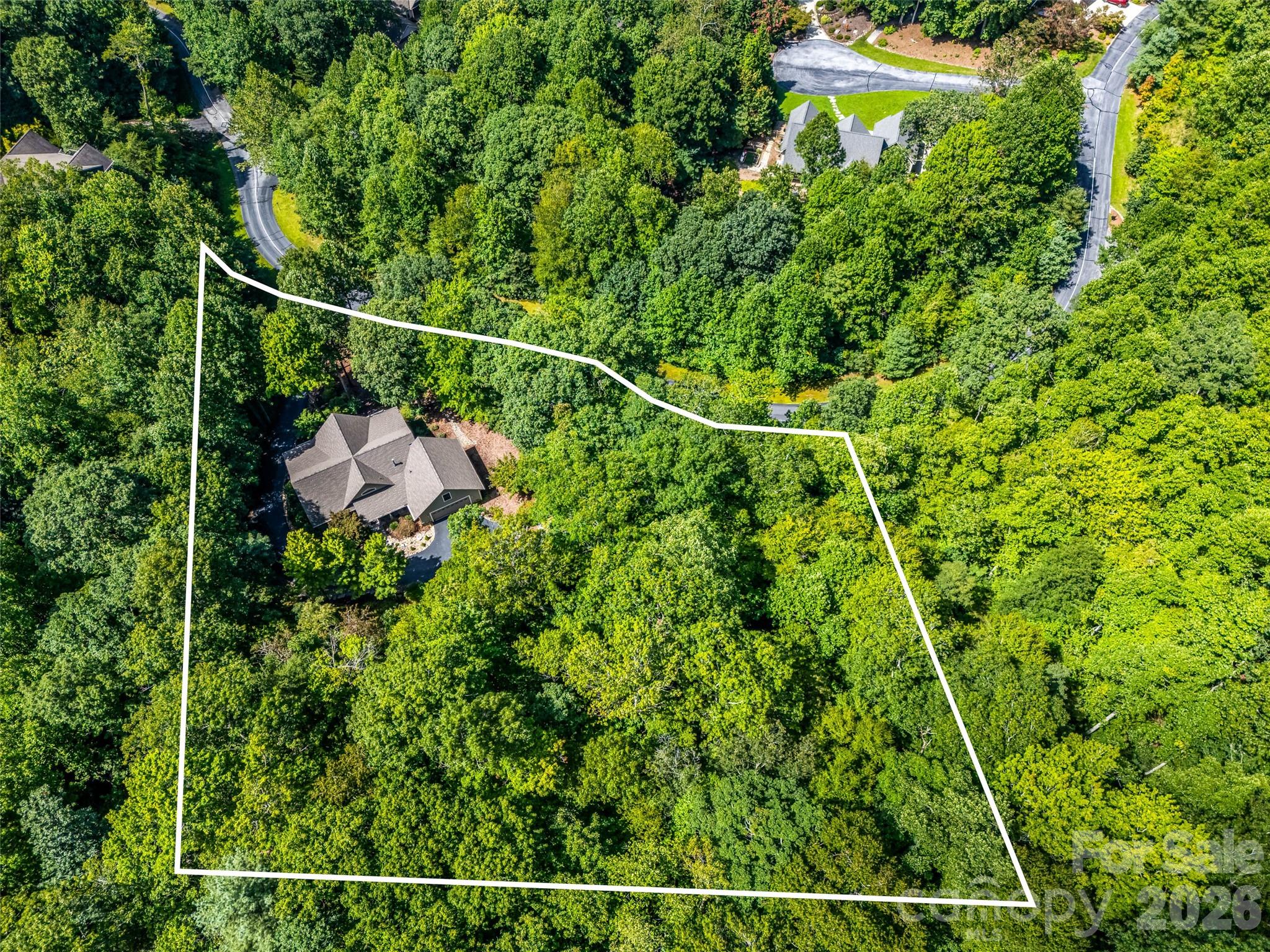 38 Mountain Crest Drive — Hendersonville