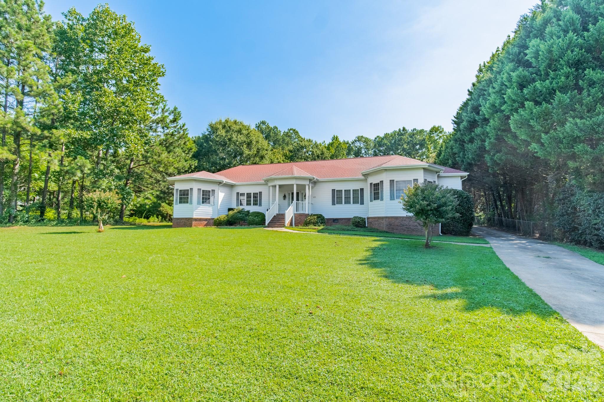 1673 Forest Ridge Drive — Stanley