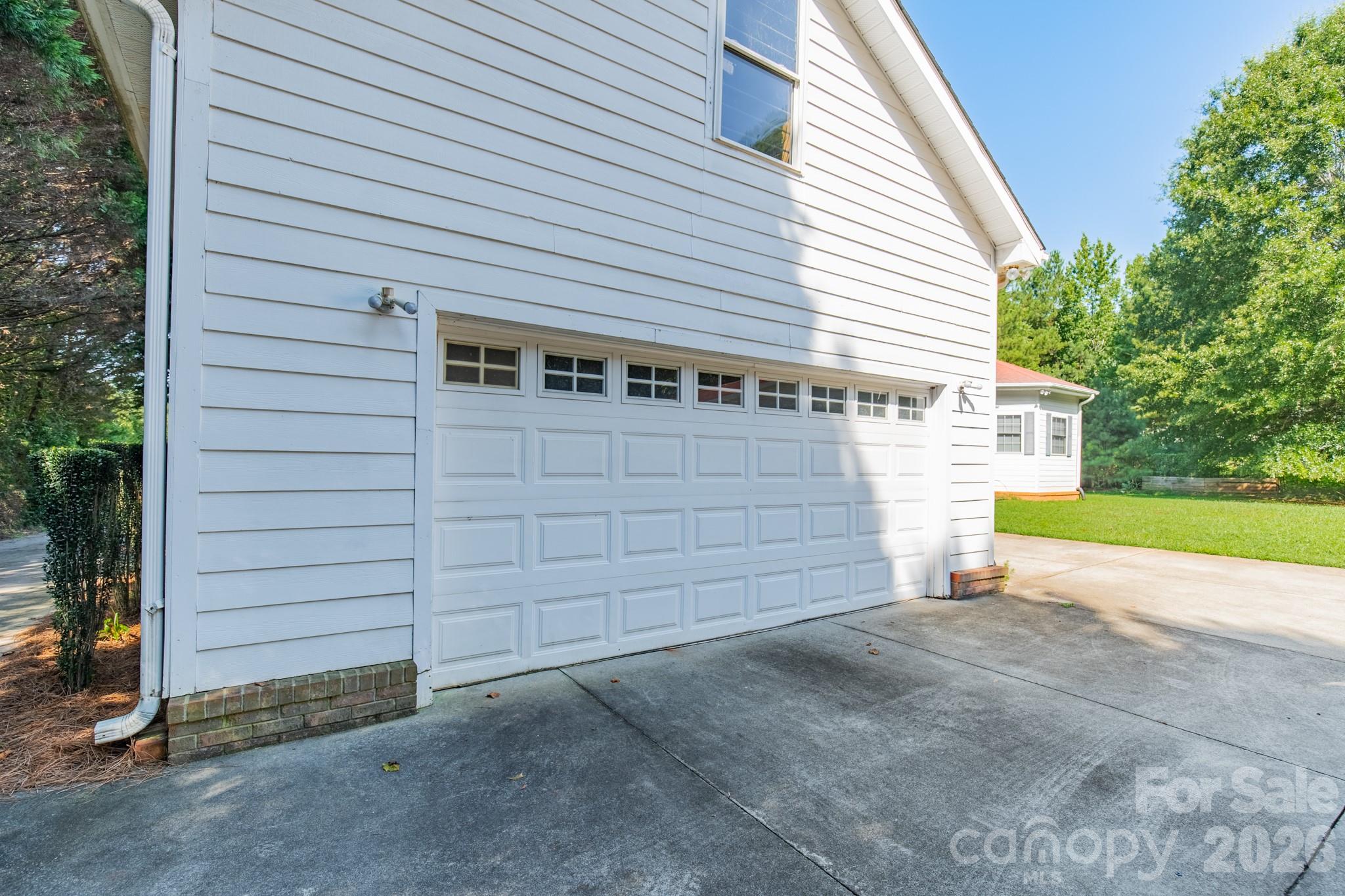 1673 Forest Ridge Drive — Stanley